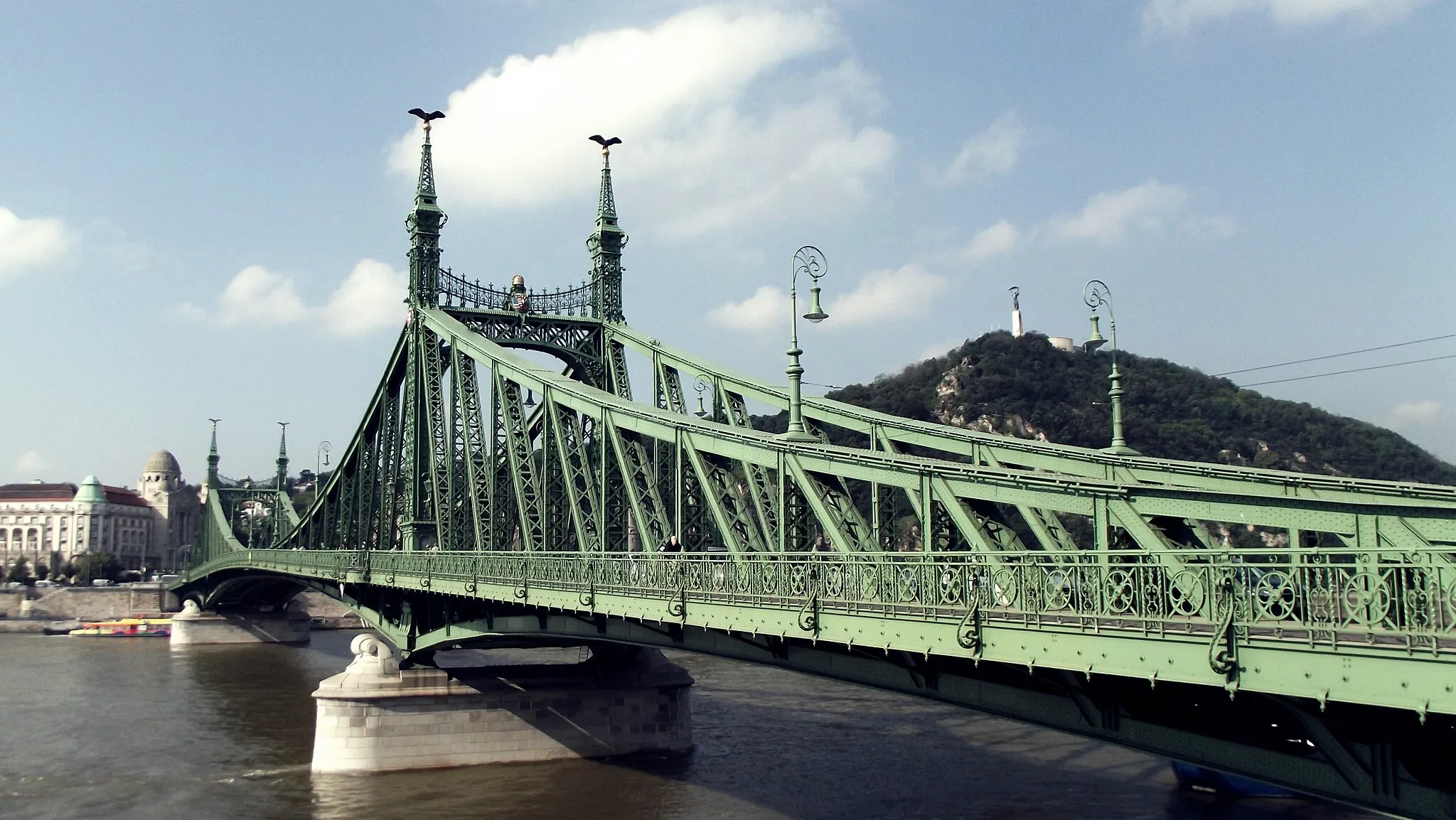 Photo showing: Budapesti Szabadság híd a pesti oldalról 2014 őszén
