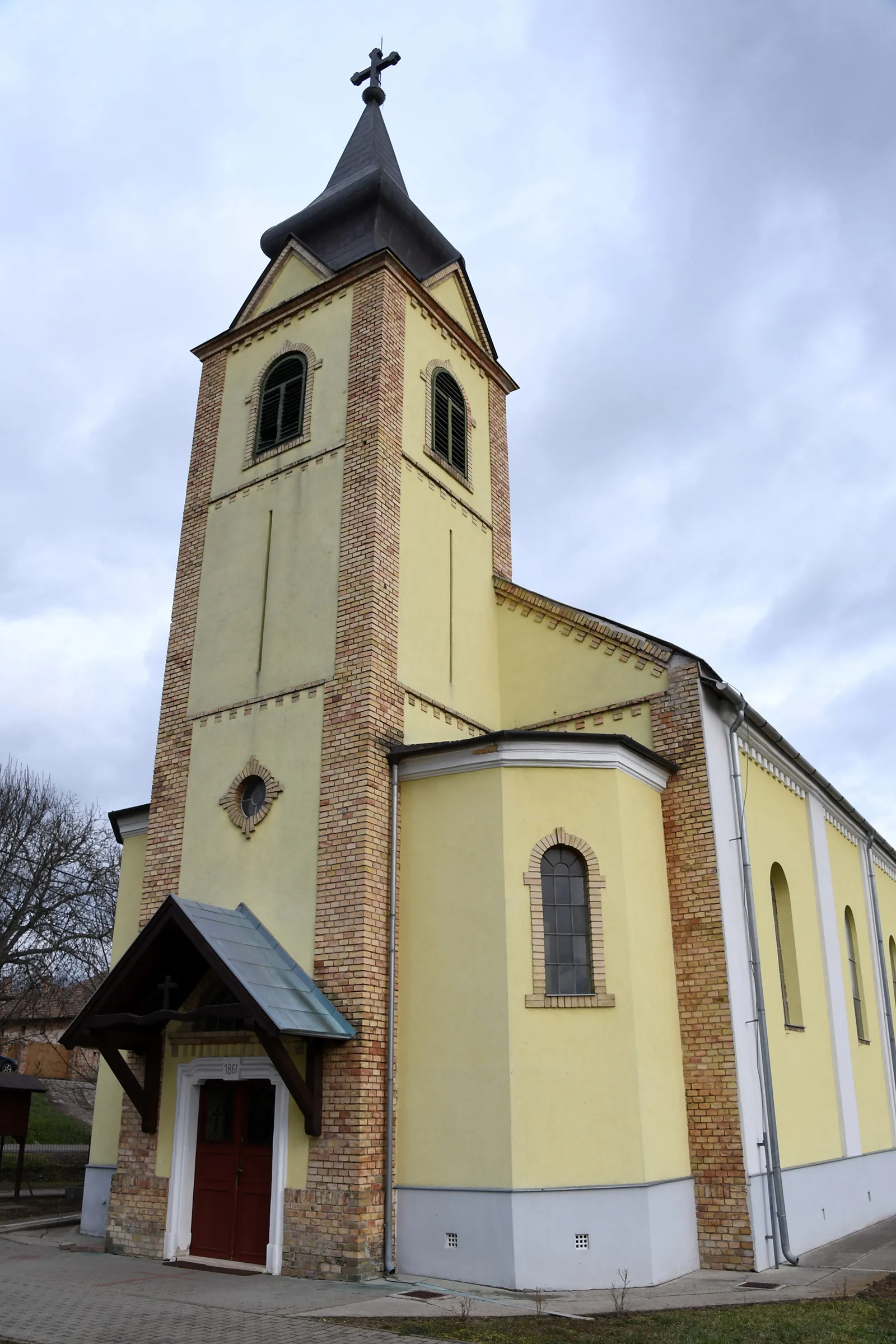 Photo showing: Roman Catholic church in Vácszentlászló, Hungary