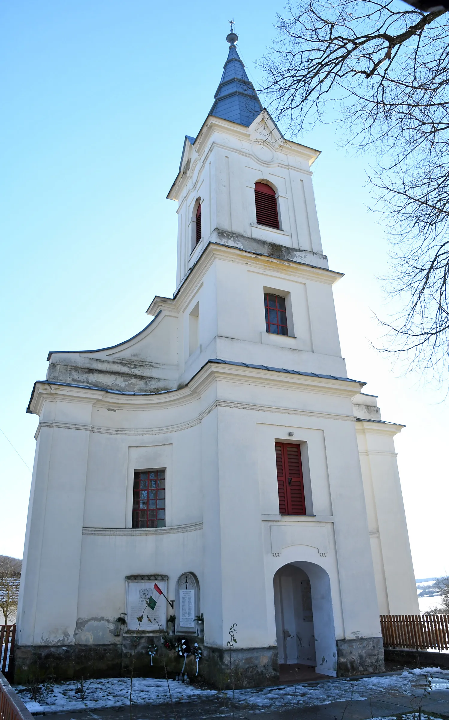 Photo showing: Lutheran church in Ősagárd, Hungary