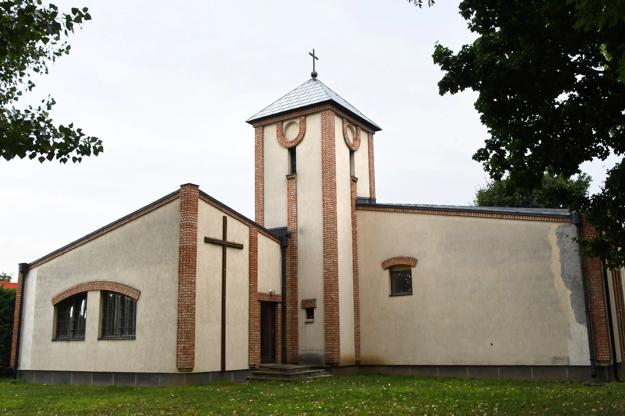 Photo showing: Roman Catholic church in Kerekharaszt, Hungary