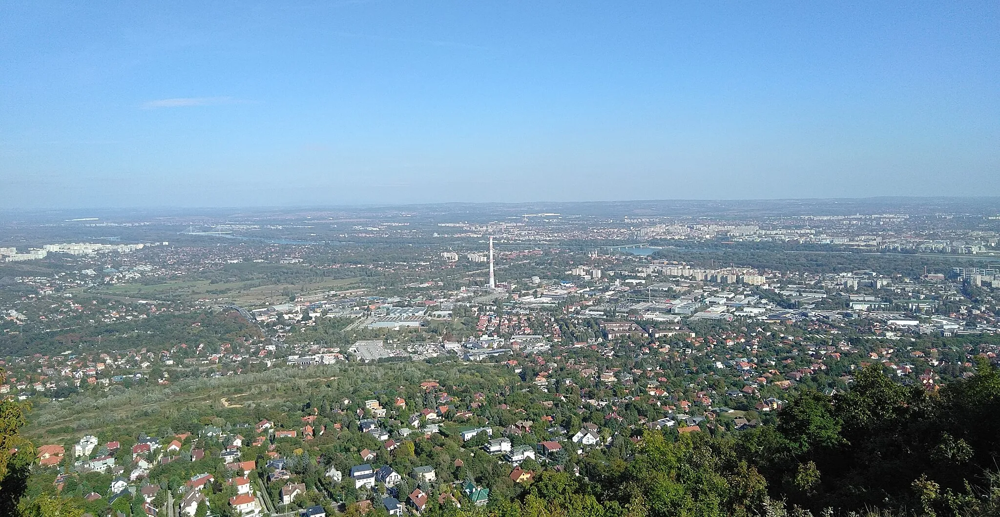 Photo showing: Kaszásdűlő, Mocsárosdűlő, Aquincum és Rómaifürdő a Hármashatár-hegyről