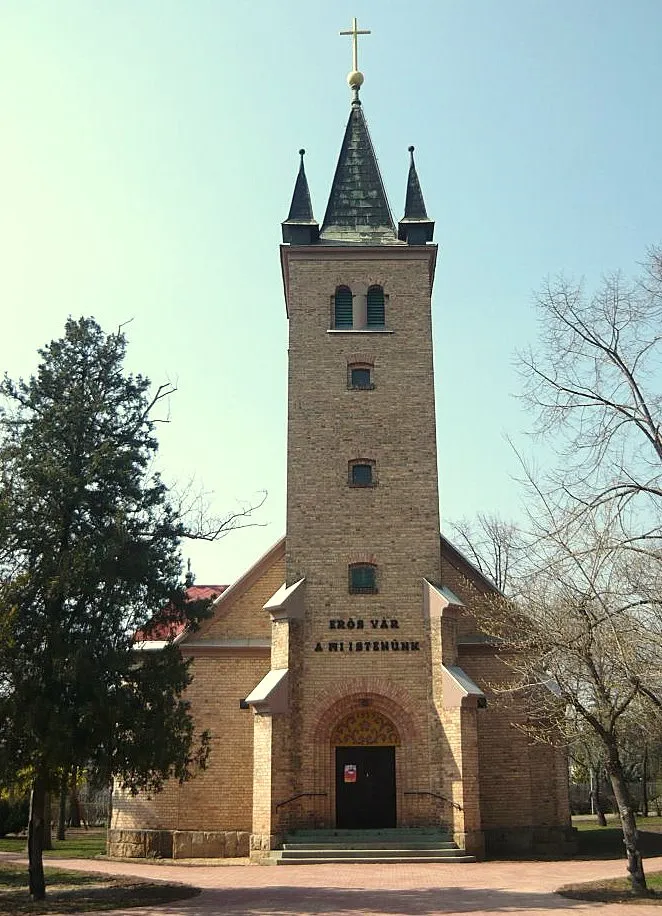 Photo showing: Lutheran church of Rákoshegy, a part of the 17th district of Budapest. Architect: Gyula Sándy (1938–39)