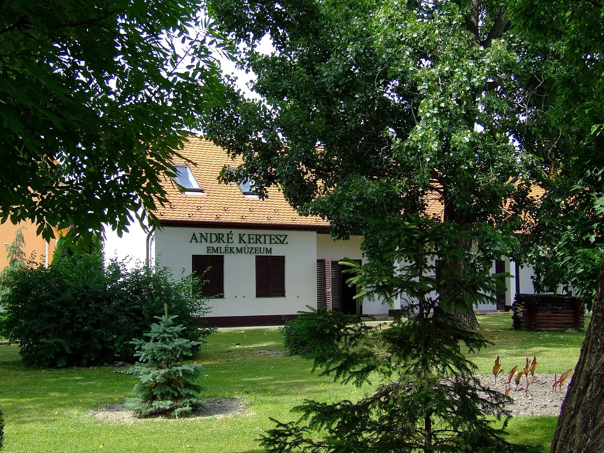 Photo showing: Az André Kertész Emlékmúzeum épülete Szigetbecsén