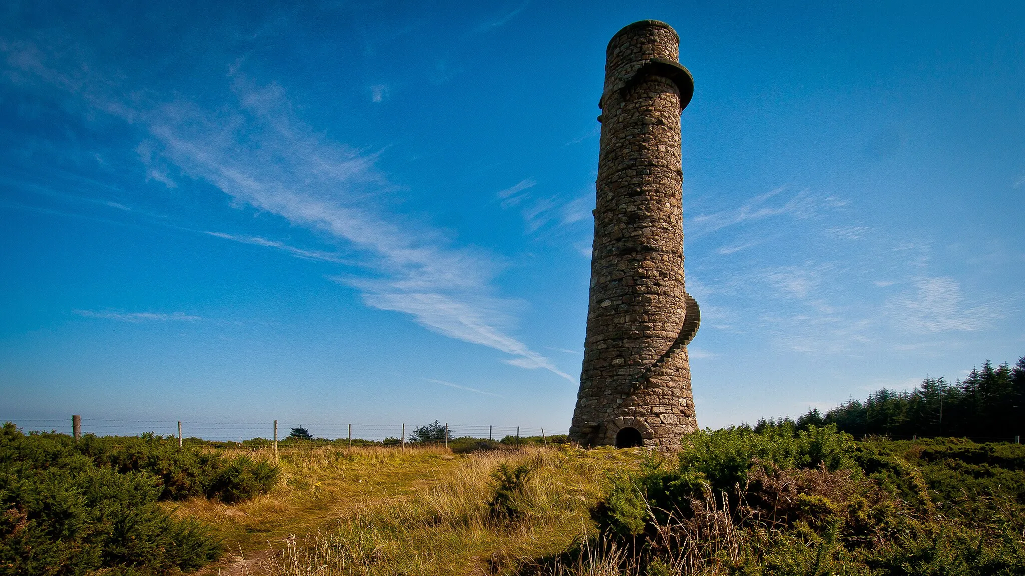 Photo showing: The remains of the flue chimney of the former leadworks at Ballycorus, County Dublin, Ireland