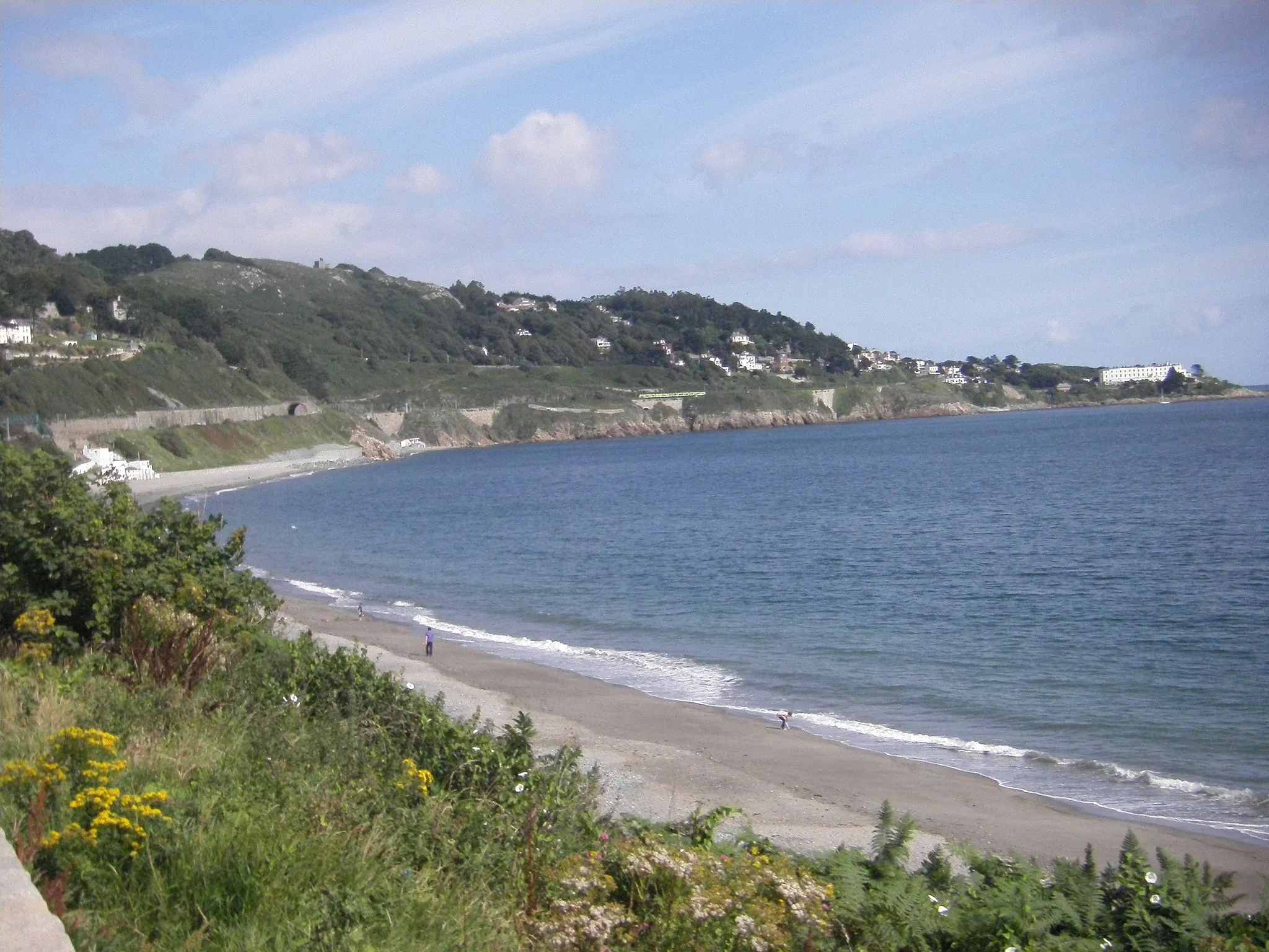 Photo showing: Killiney Bay