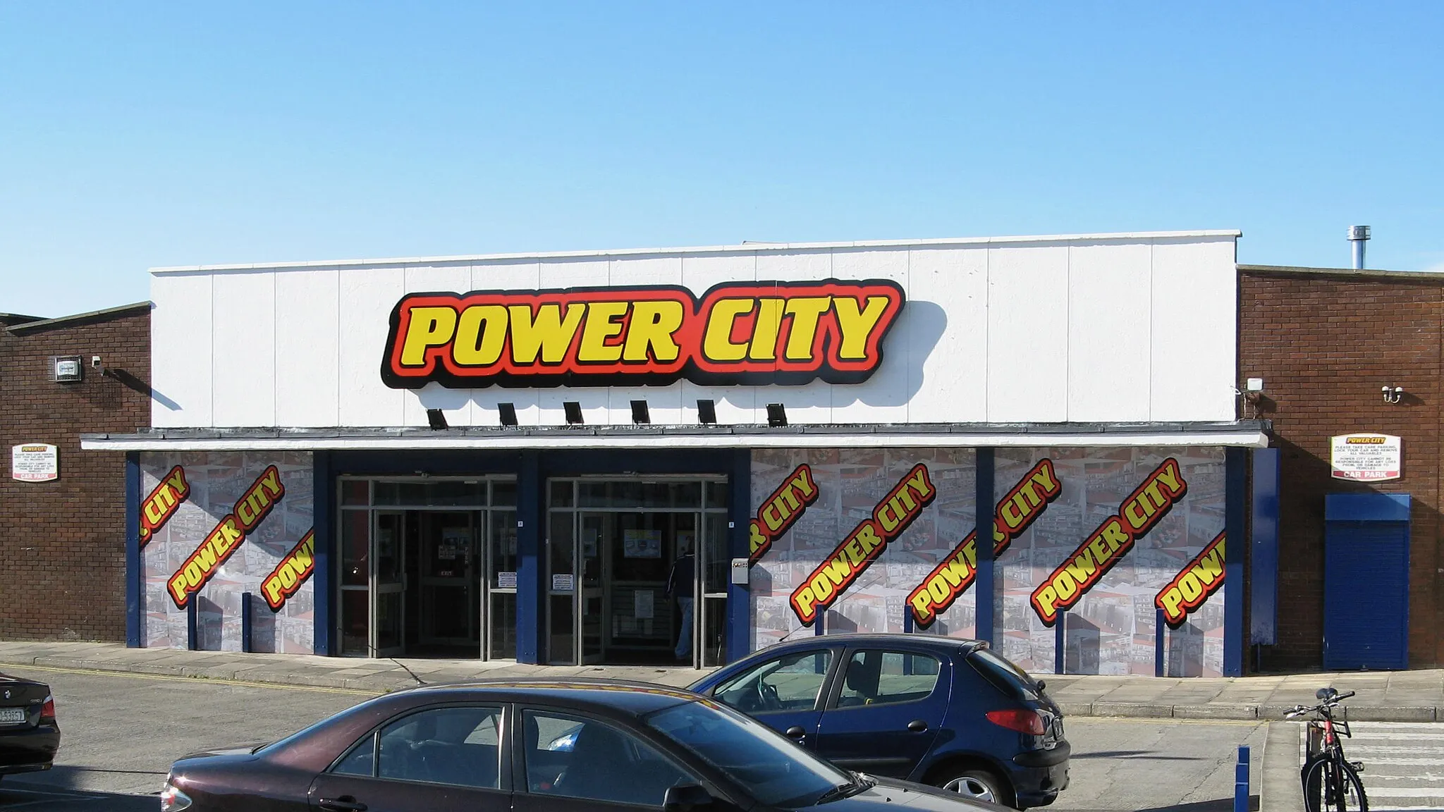 Photo showing: PowerCity electrical outlet, Sallynoggin, Dún Laoghaire–Rathdown, Ireland