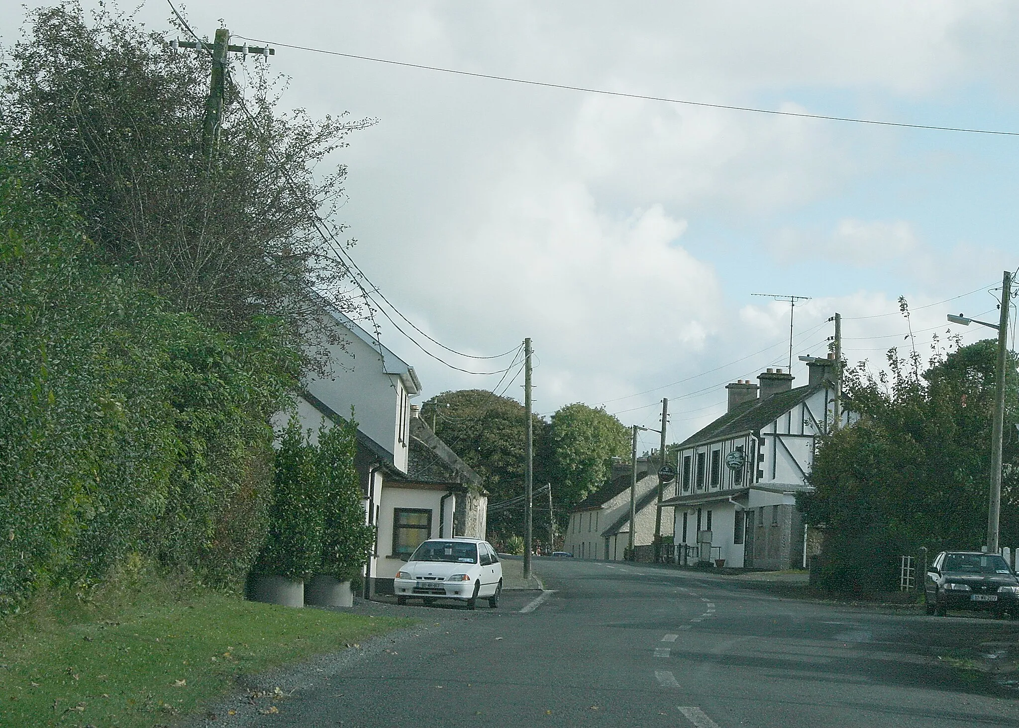 Photo showing: Taghshinny, County Longford (2), near to Taghshinny, Ireland. On the R399.