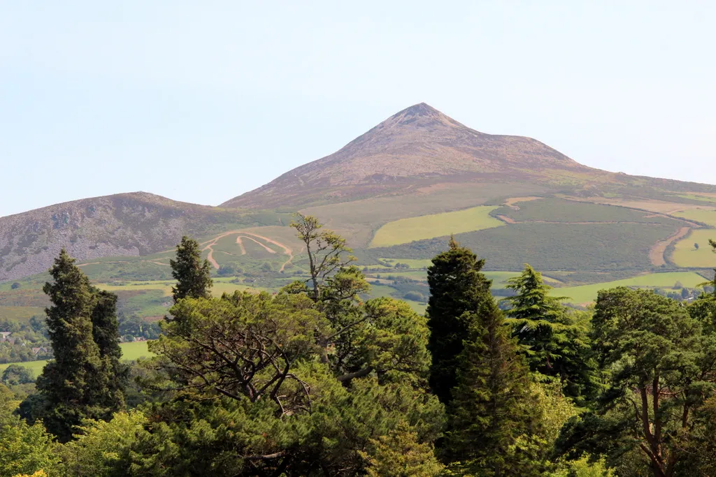 Photo showing: Great and Little Sugarloaf Mountains, County Wicklow, Ireland