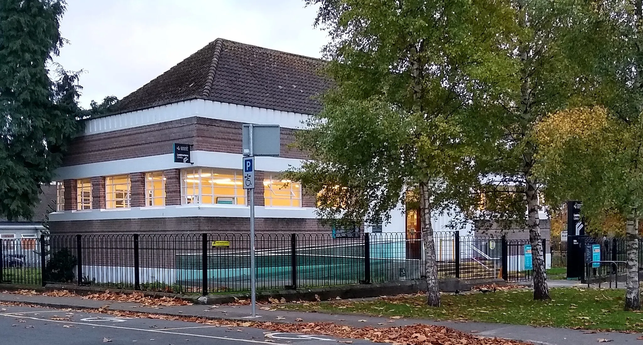 Photo showing: Drumcondra Public Library, Dublin.