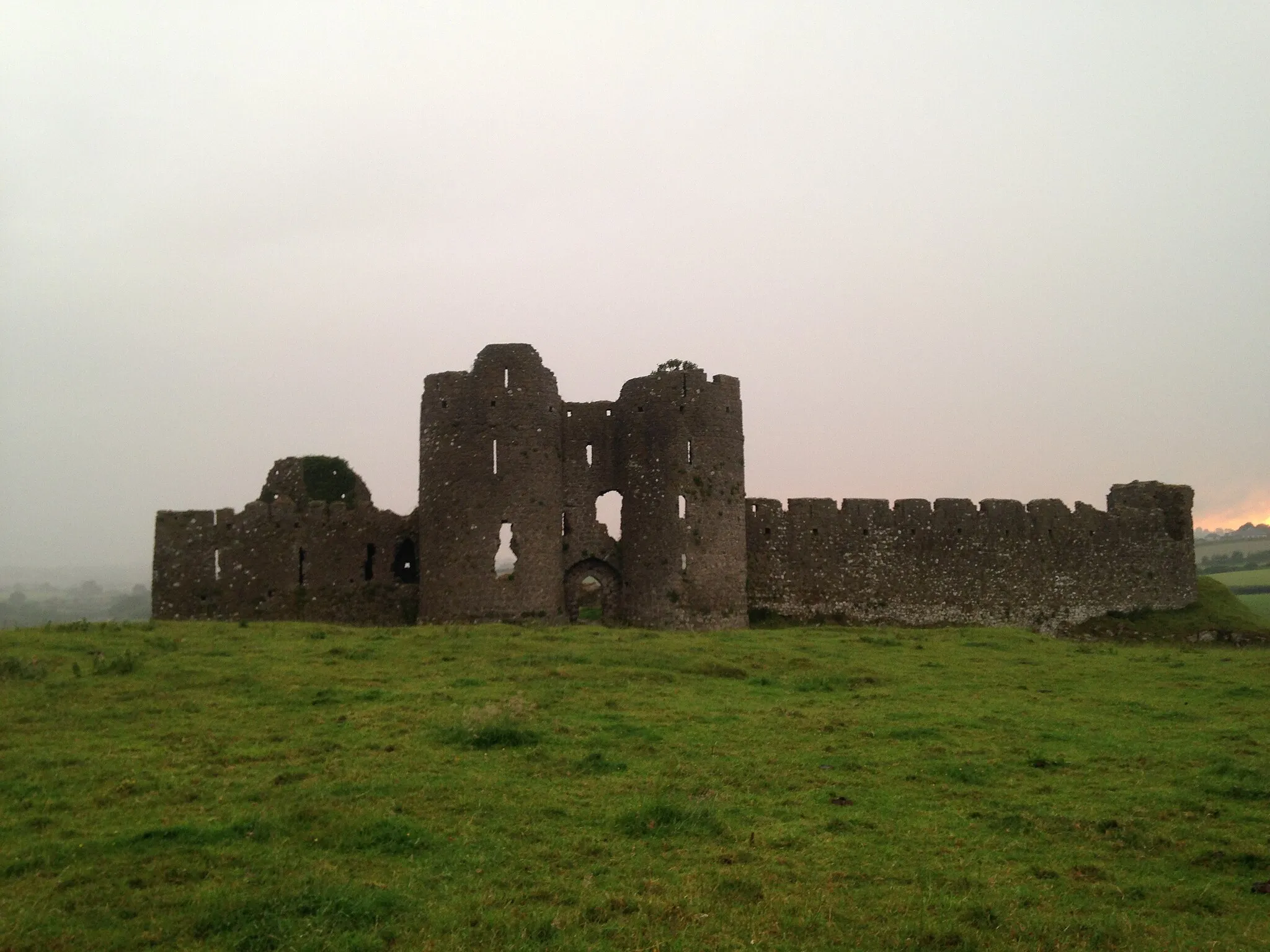 Photo showing: Castle Roche