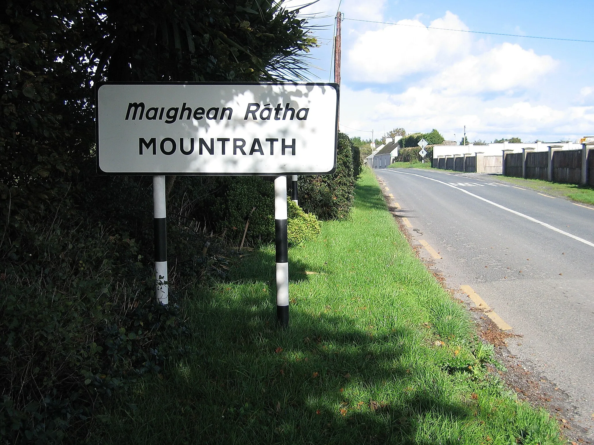 Photo showing: Mountrath, County Laois