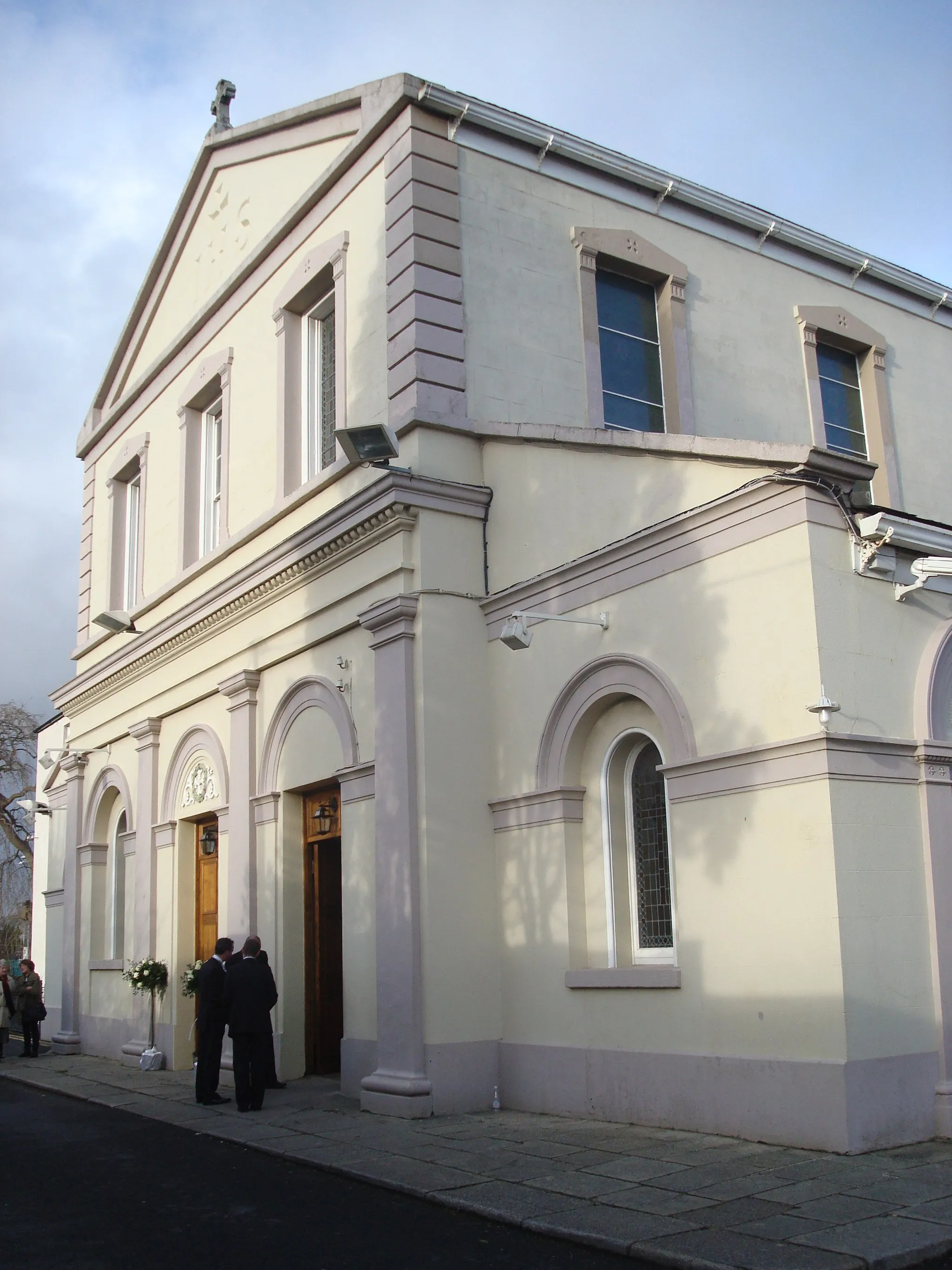 Photo showing: Church of the Assumption Booterstown, Dublin, Ireland