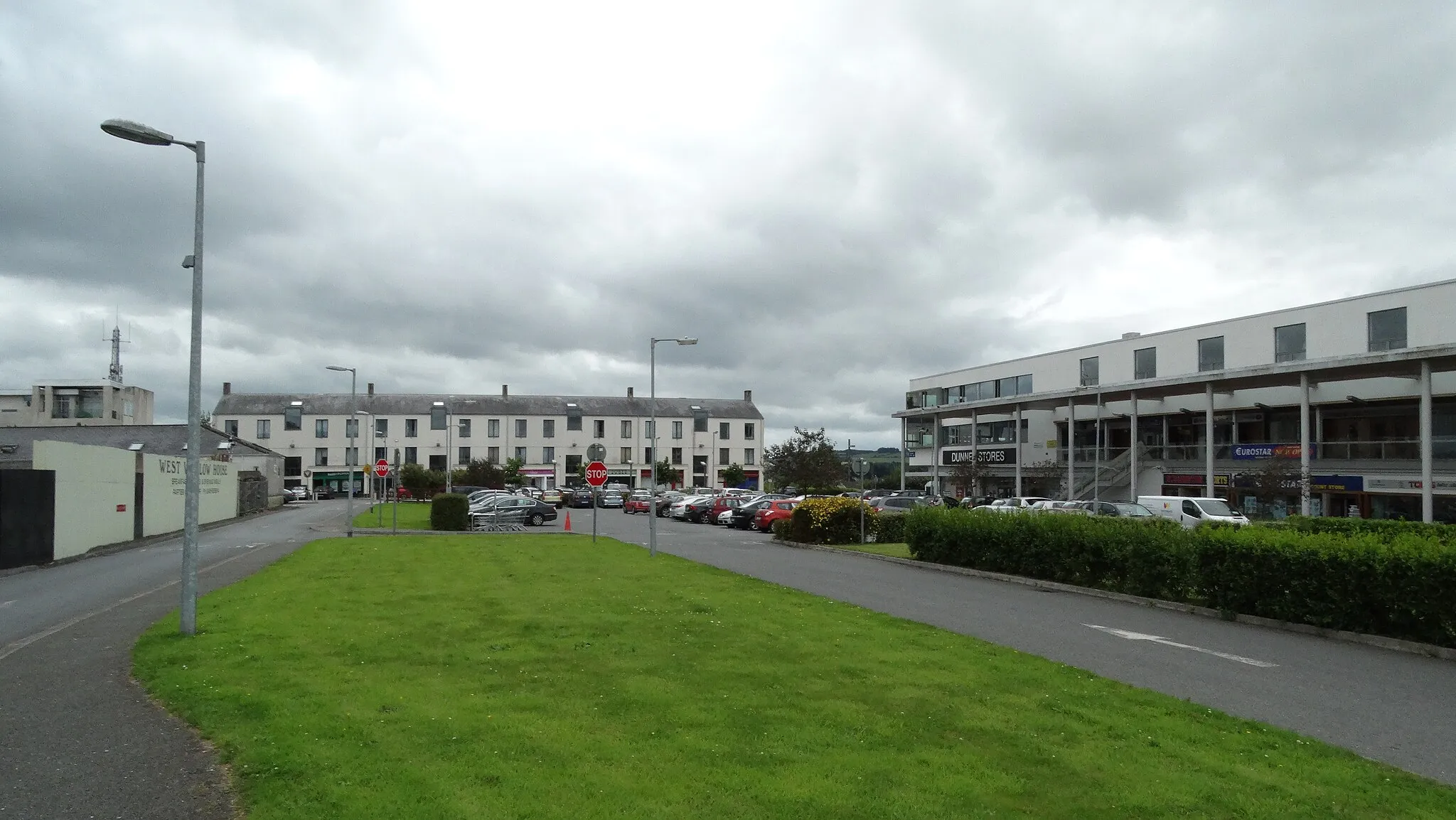 Photo showing: Blessington Shopping Centre, Co Wicklow