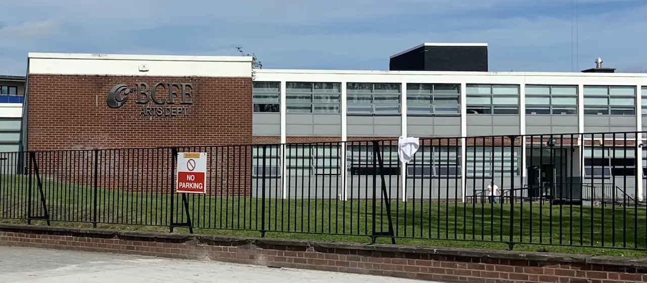 Photo showing: Ballyfermot College of Further Education - Arts Dept building, on Kylemore Road