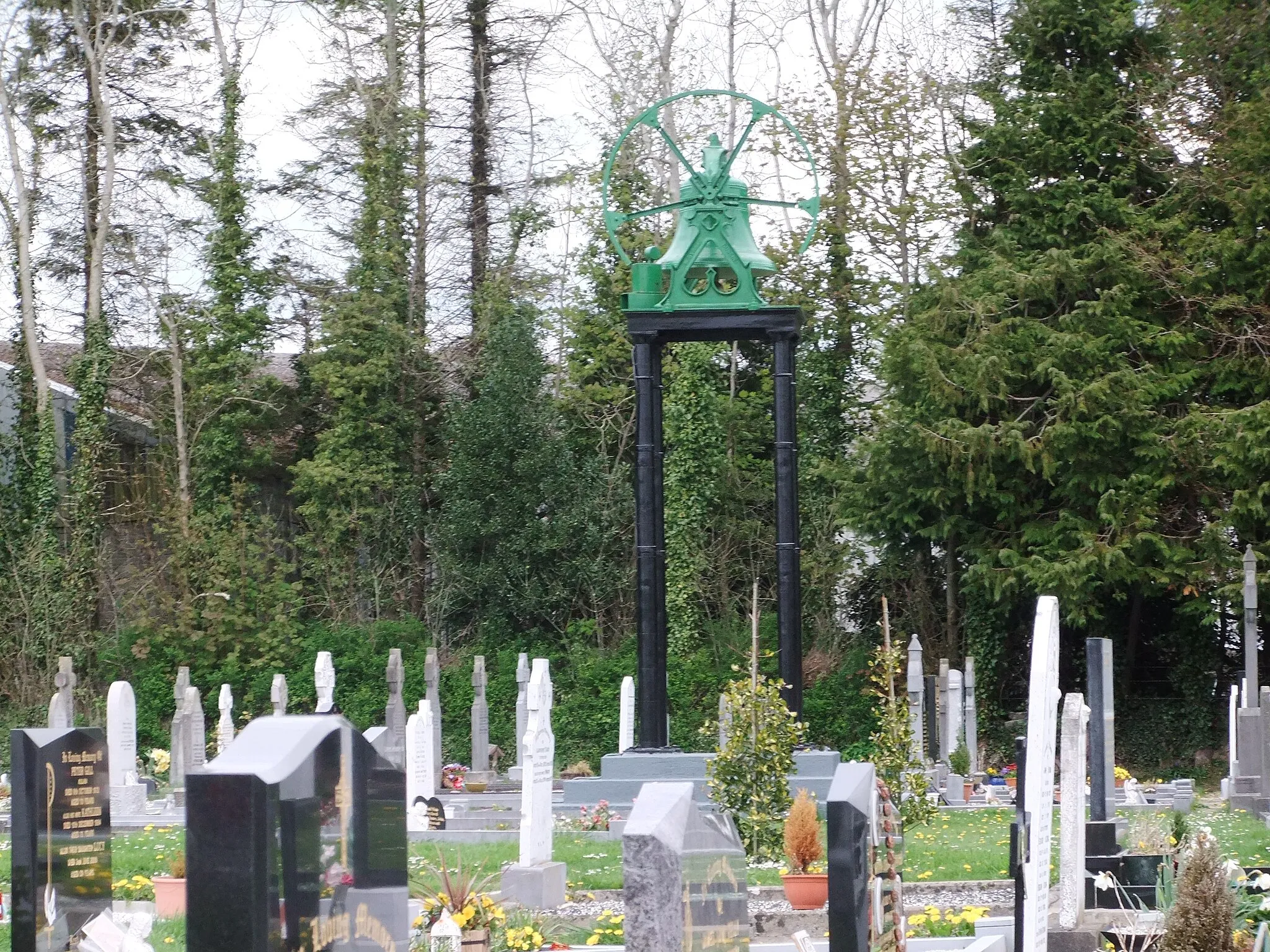 Photo showing: The bell in the graveyard at Derrinturn church