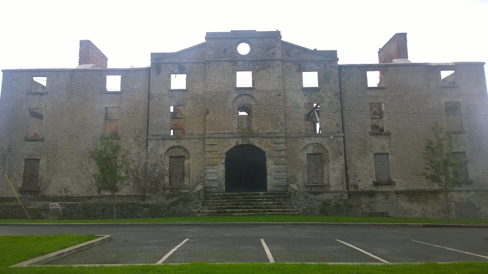 Photo showing: Hotel Ruin