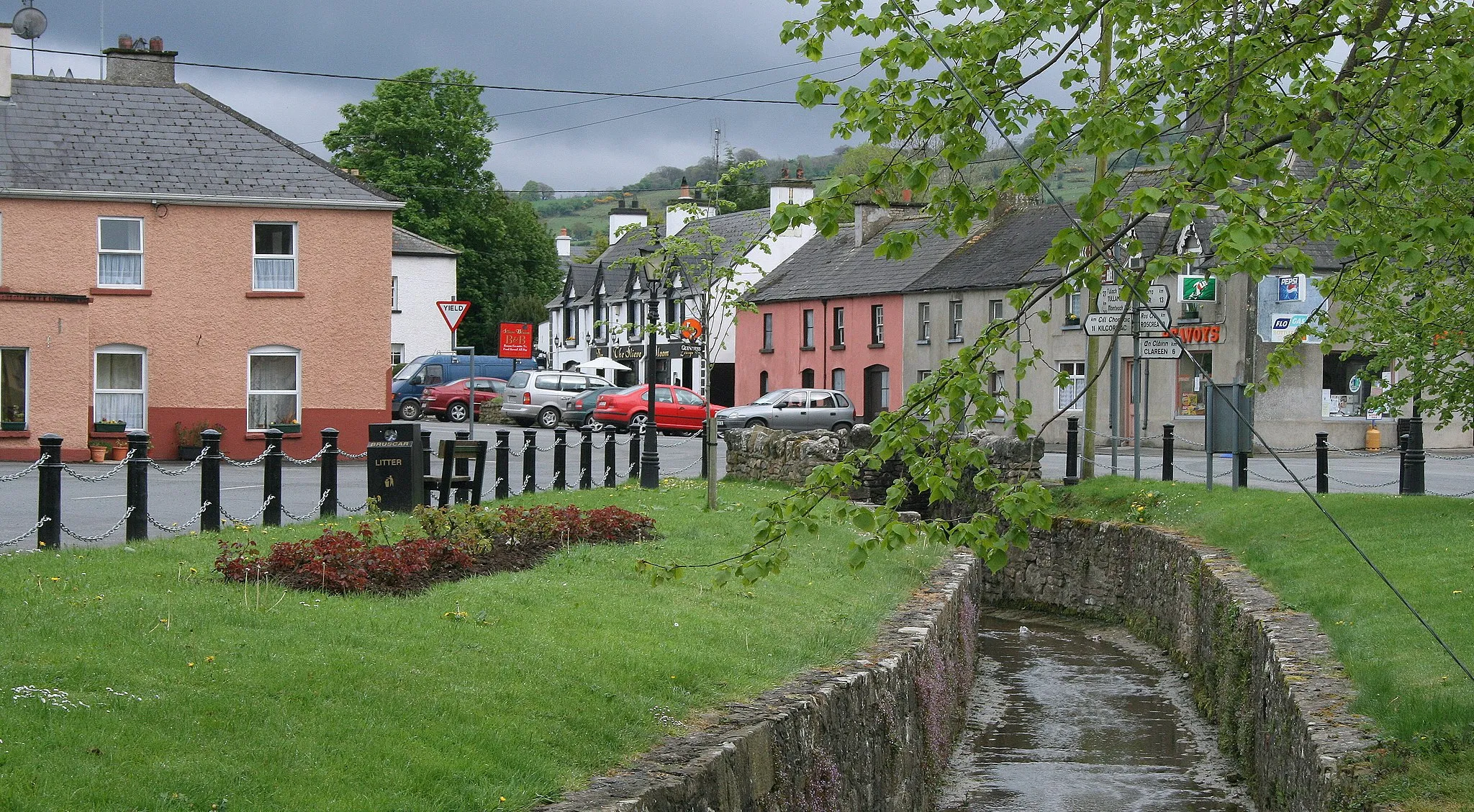 Photo showing: Kinnity, County Offaly