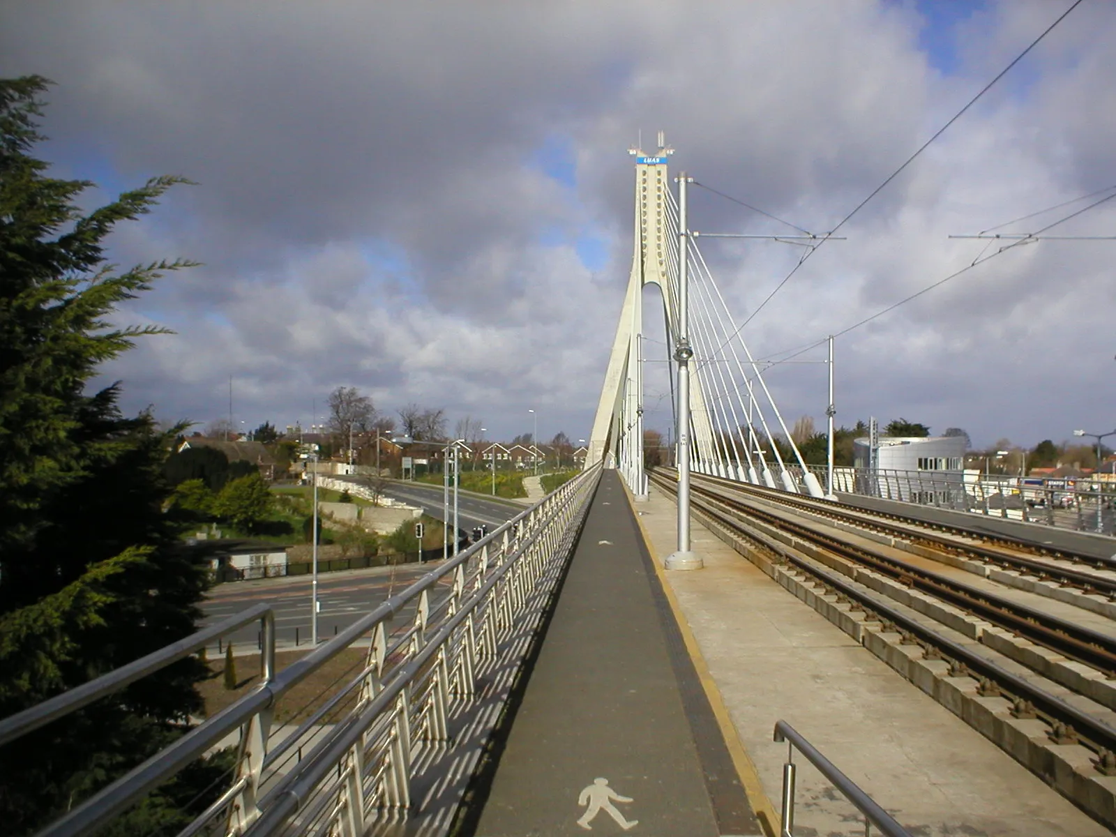 Photo showing: The new William Dargan bridge at Dundrum