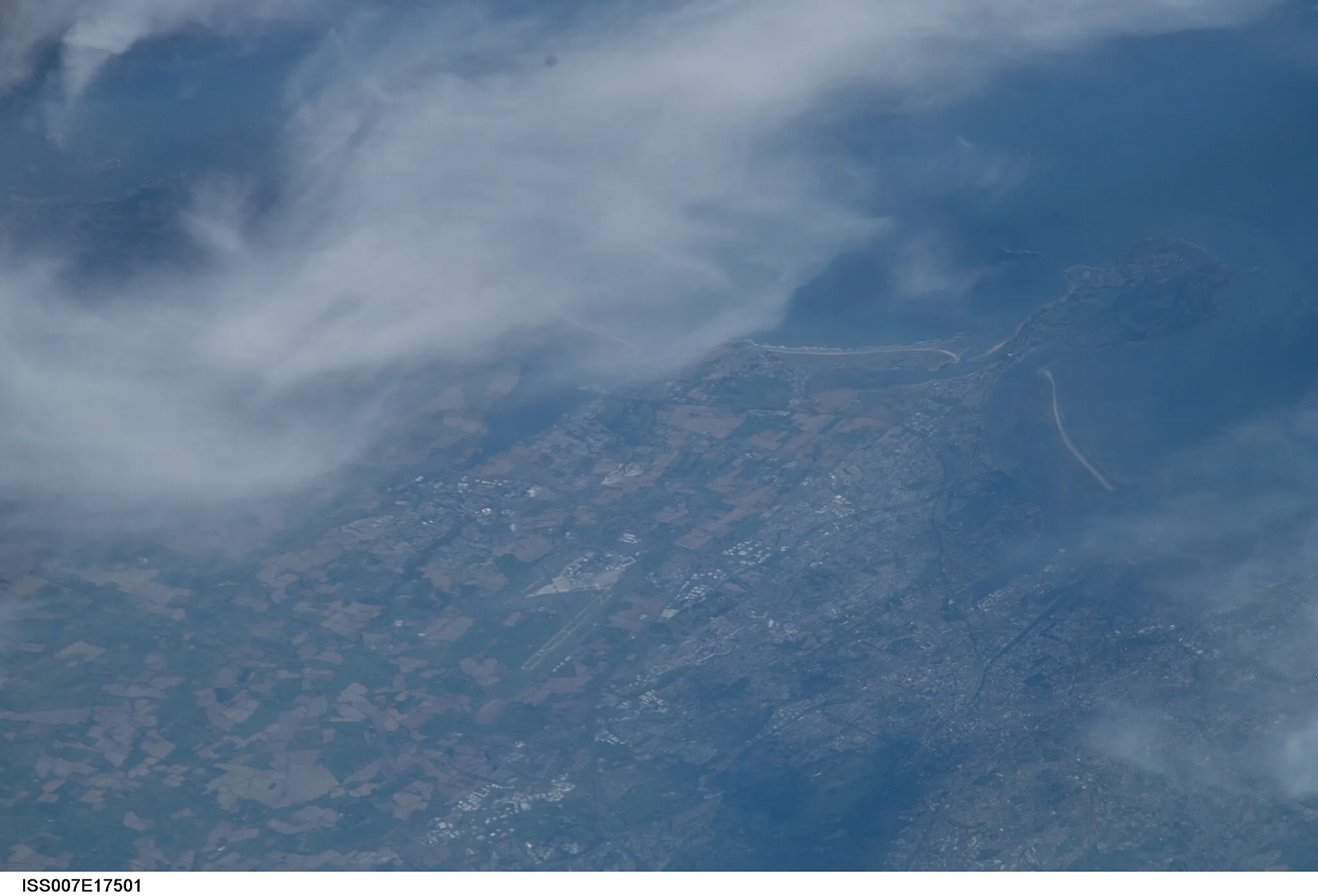 Photo showing: View of Ireland taken during ISS Expedition 7.