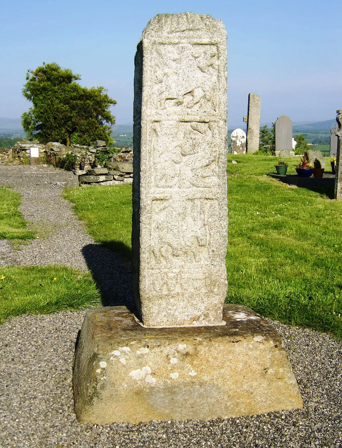 Photo showing: High Cross, western face, the former monastic settlement and walled town of Old Kilcullen, Co. Kildare, Ireland