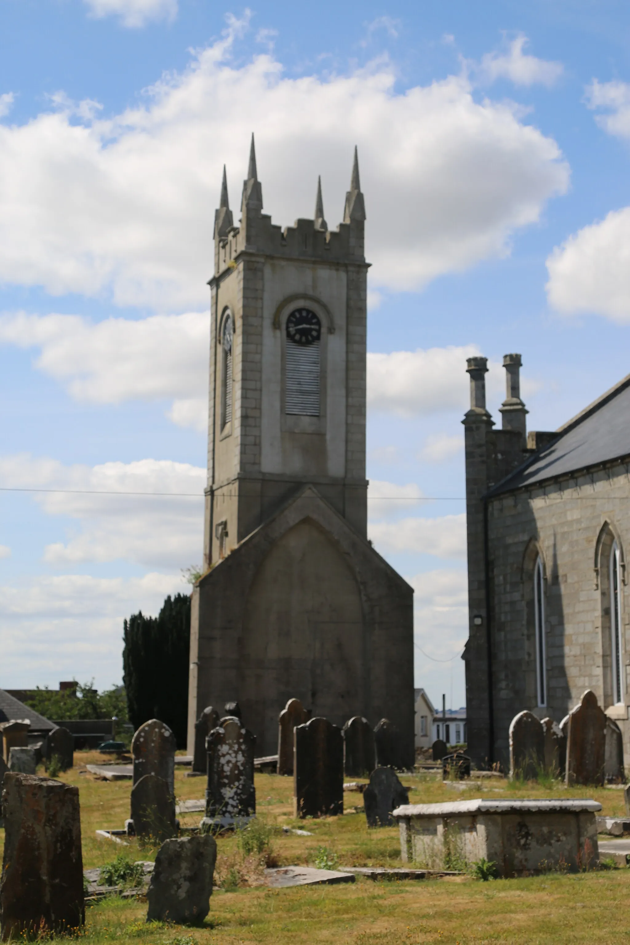 Photo showing: Carnew, All Saints Church.