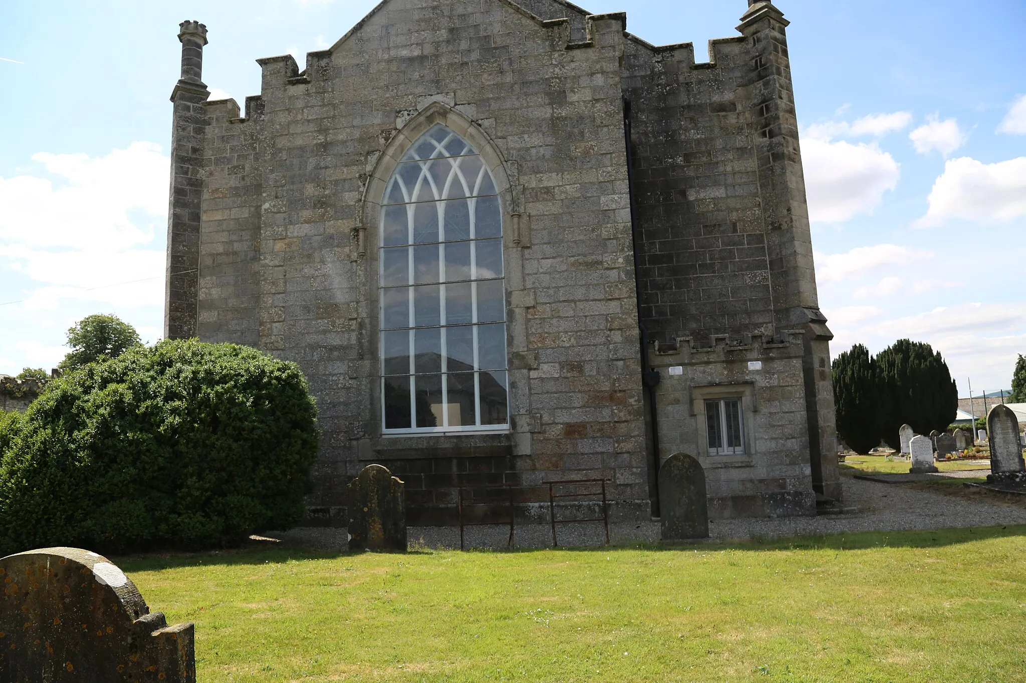 Photo showing: Carnew, All Saints Church.