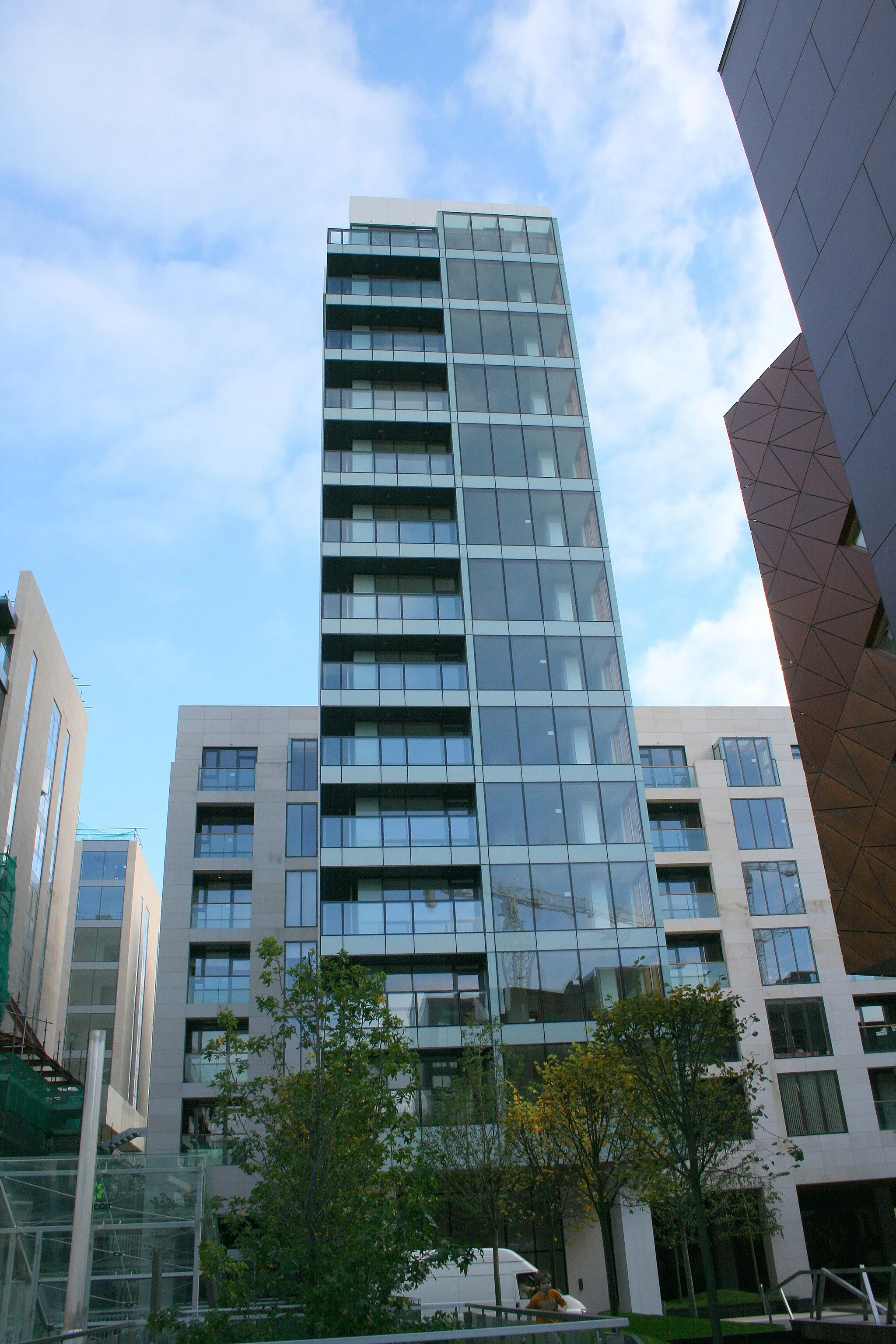 Photo showing: Beacon Tower, Sandyford, Dublin, Ireland.