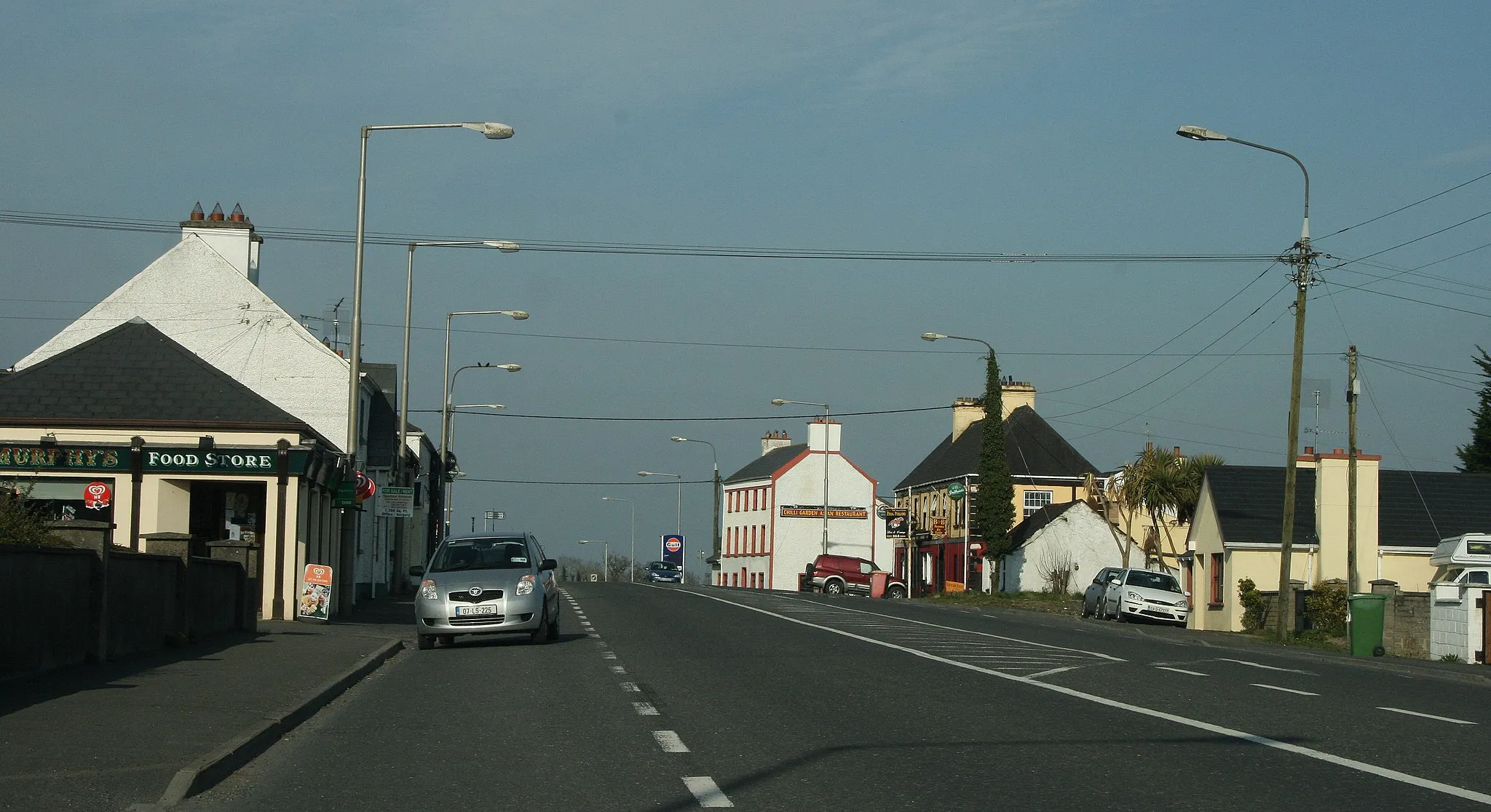 Photo showing: Ballybrittas, County Laois, near to Ballybrittas, Glenmalir and  Jamestown, Laois, Ireland.
A late afternoon version of the first geograph!