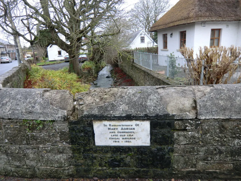 Photo showing: Daws River (Ballyboghil tributary) at Oldtown