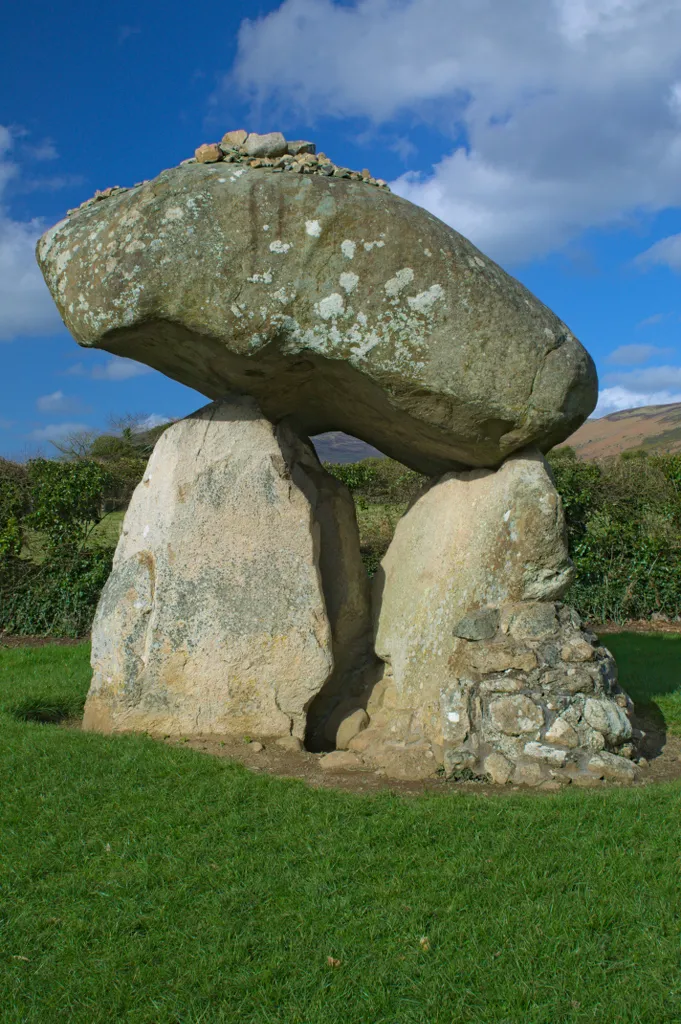 Photo showing: Proleek Portal Tomb, Dundalk, County Louth, Ireland