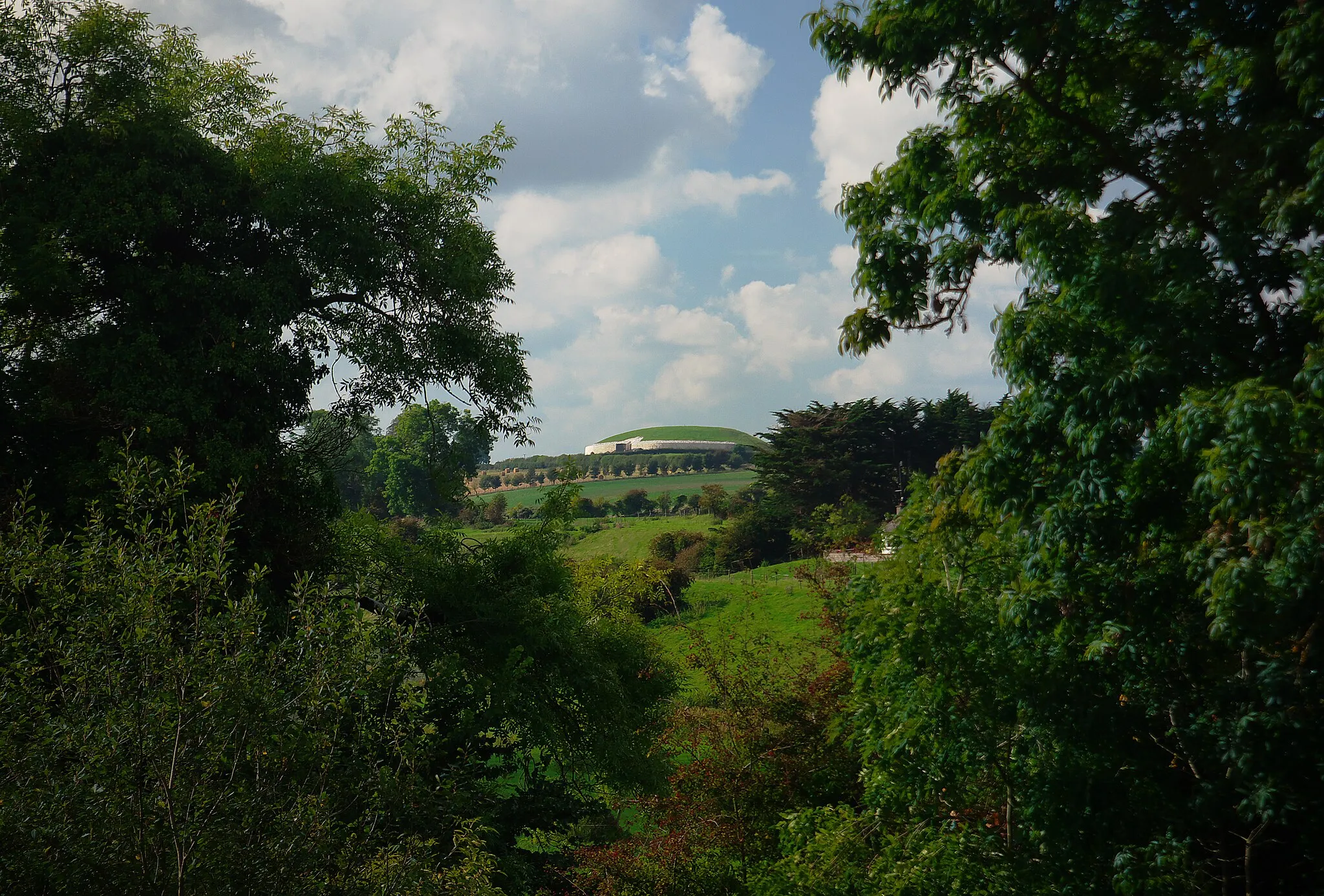 Photo showing: Newgrange