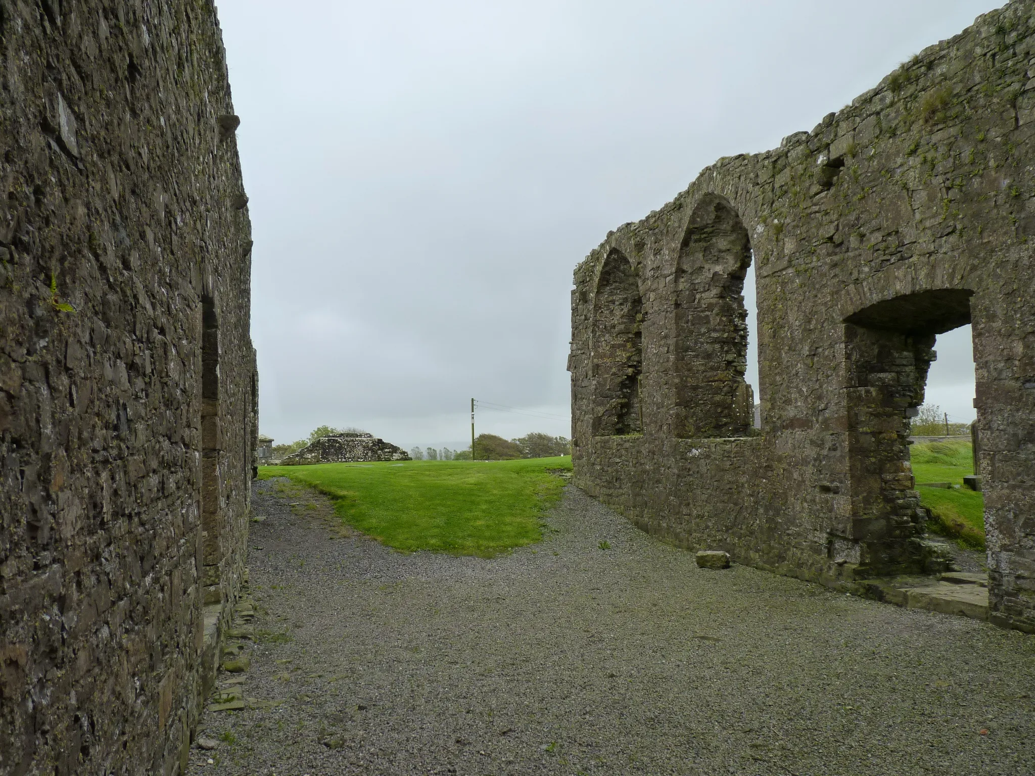 Photo showing: Inside the ruins