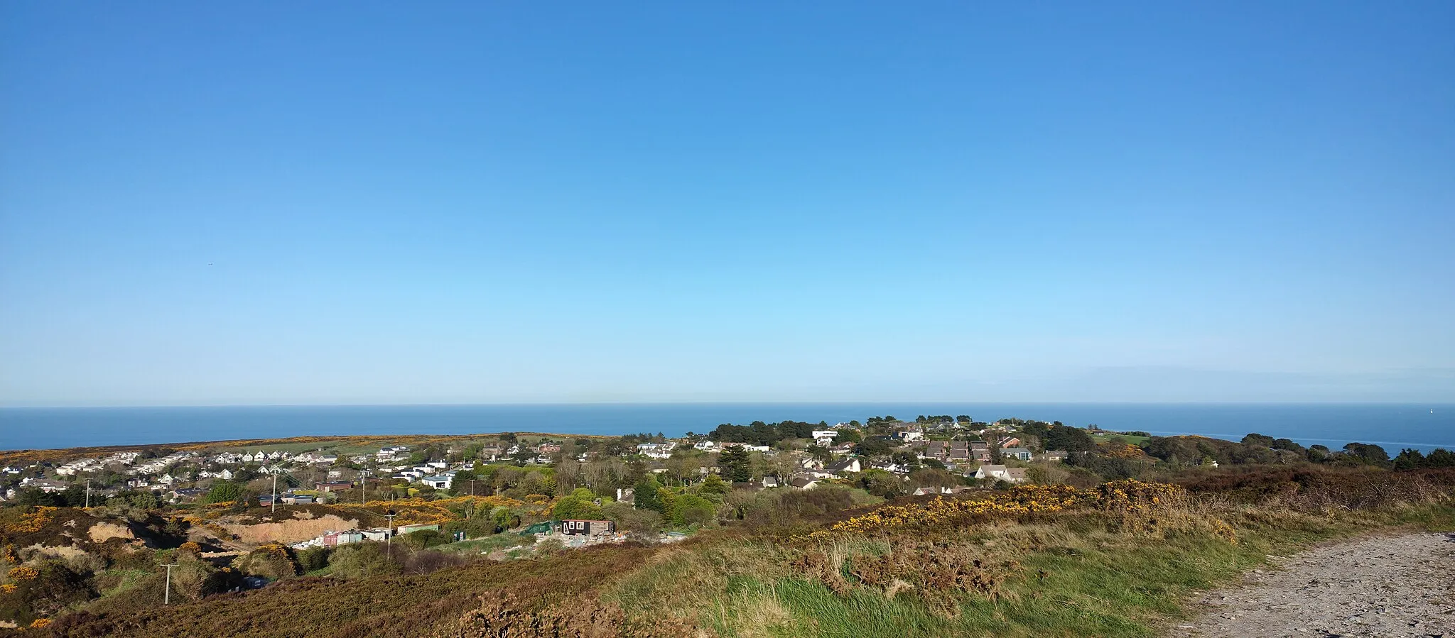 Photo showing: Ben of Howth, east view
Irish sea visible