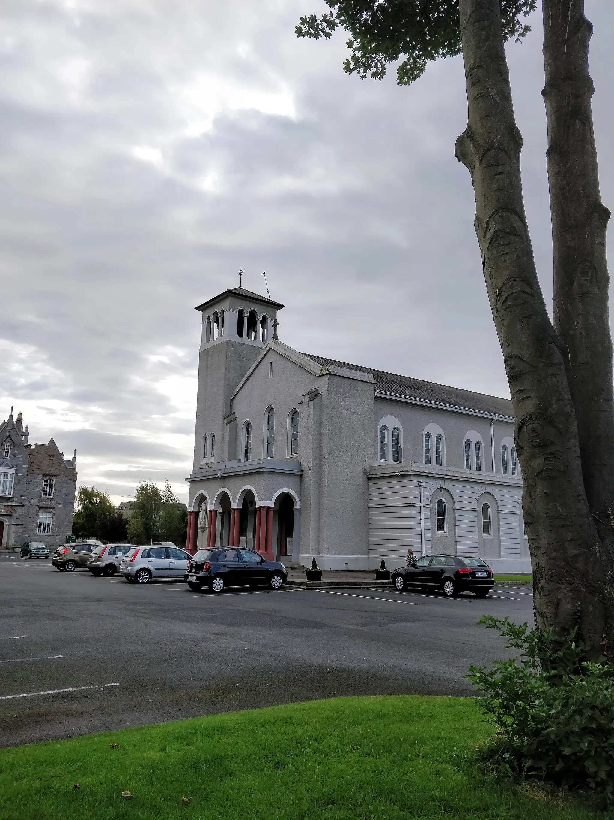 Photo showing: County Dublin, Kimmage Manor Parish Church.