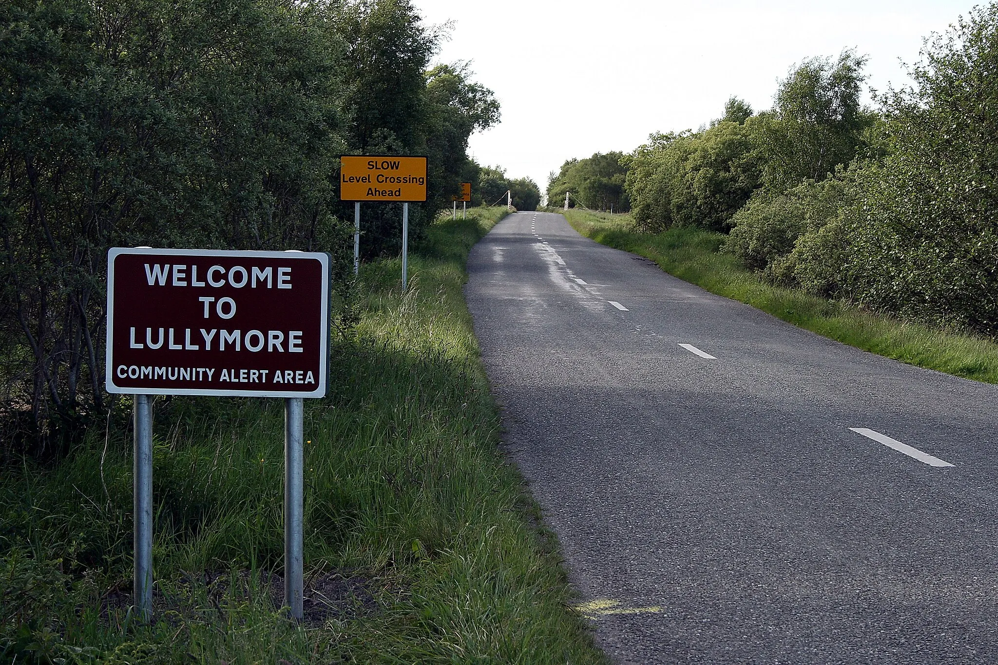 Photo showing: Lullymore, County Kildare, near to Drumsru, Lullybeg and  Cappanargid, Kildare, Ireland.
On the R414 in the Bog of Allen.