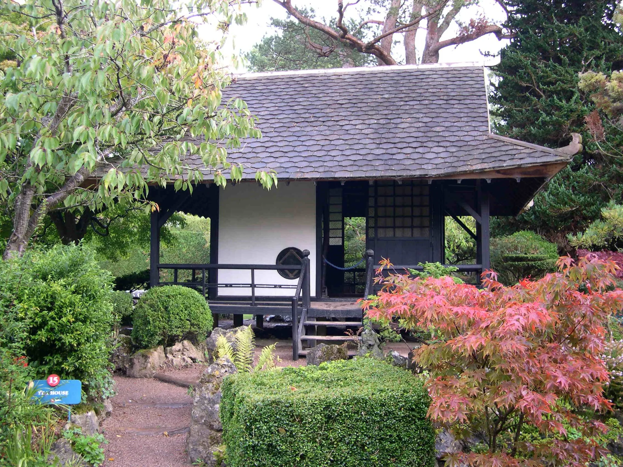 Photo showing: Tea House, Japanese Gardens, Tully, County Kildare, Republic of Ireland