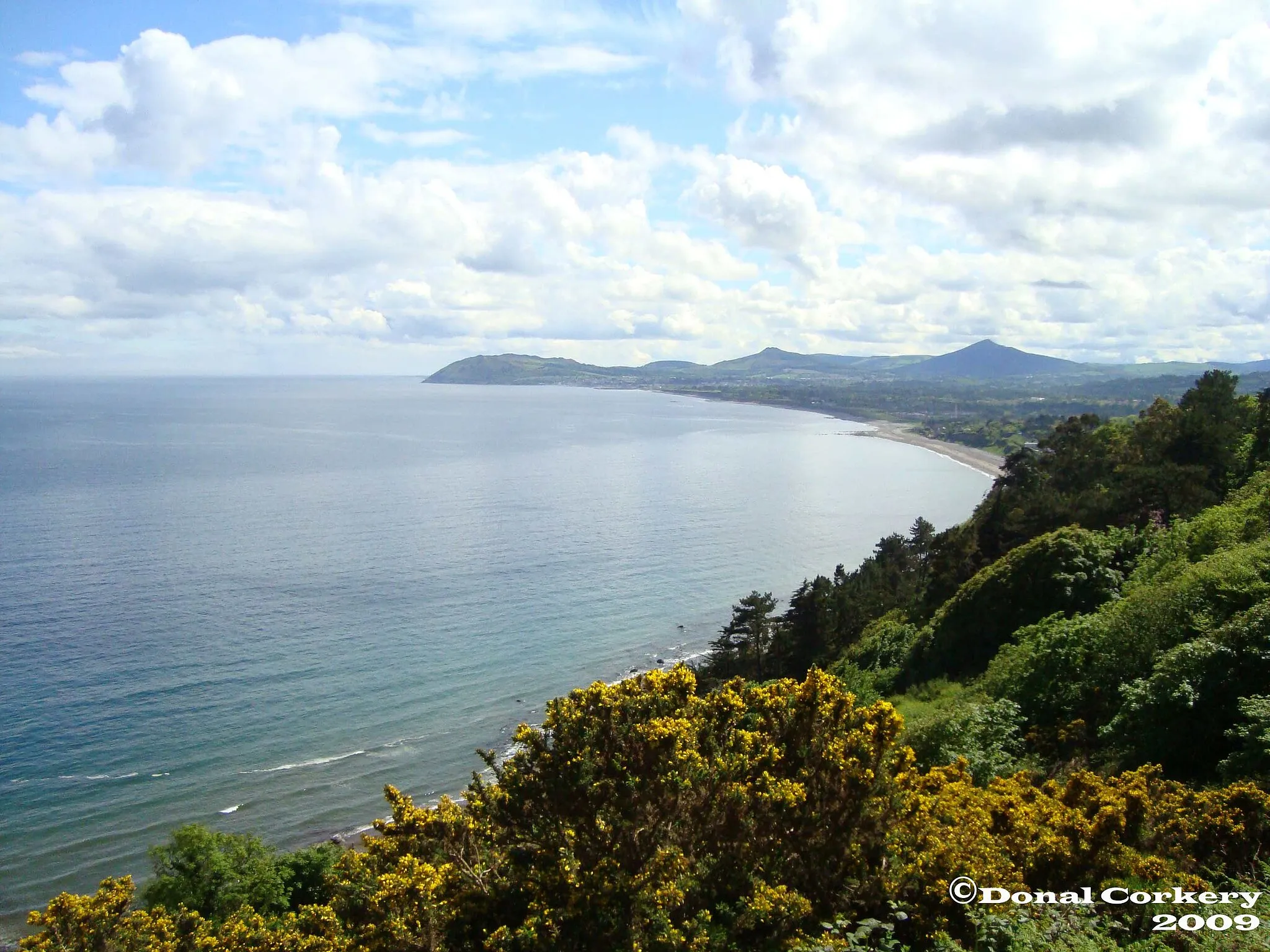 Photo showing: This is one of the many views of Killiney Hill