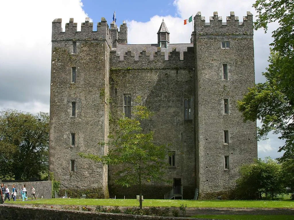 Photo showing: Bunratty Castle, county Clare, Ireland