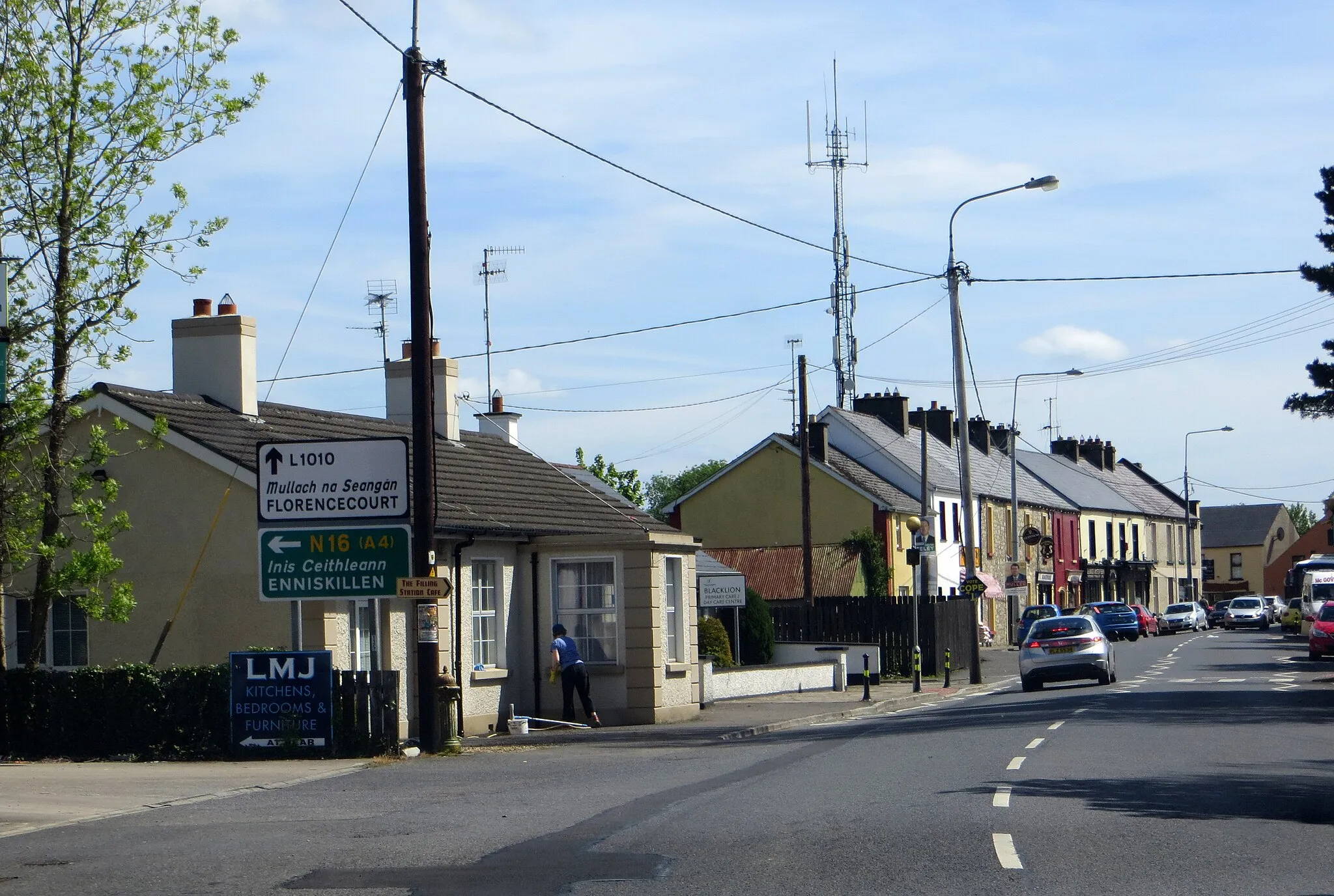 Photo showing: Blacklion village