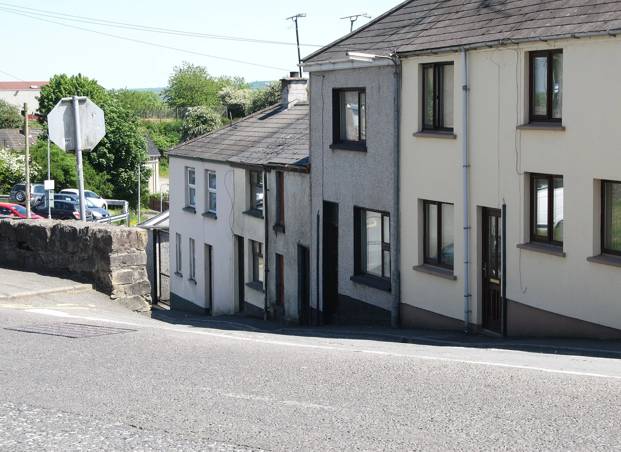 Photo showing: Annavale Crescent off Kinelowan Street, Keady