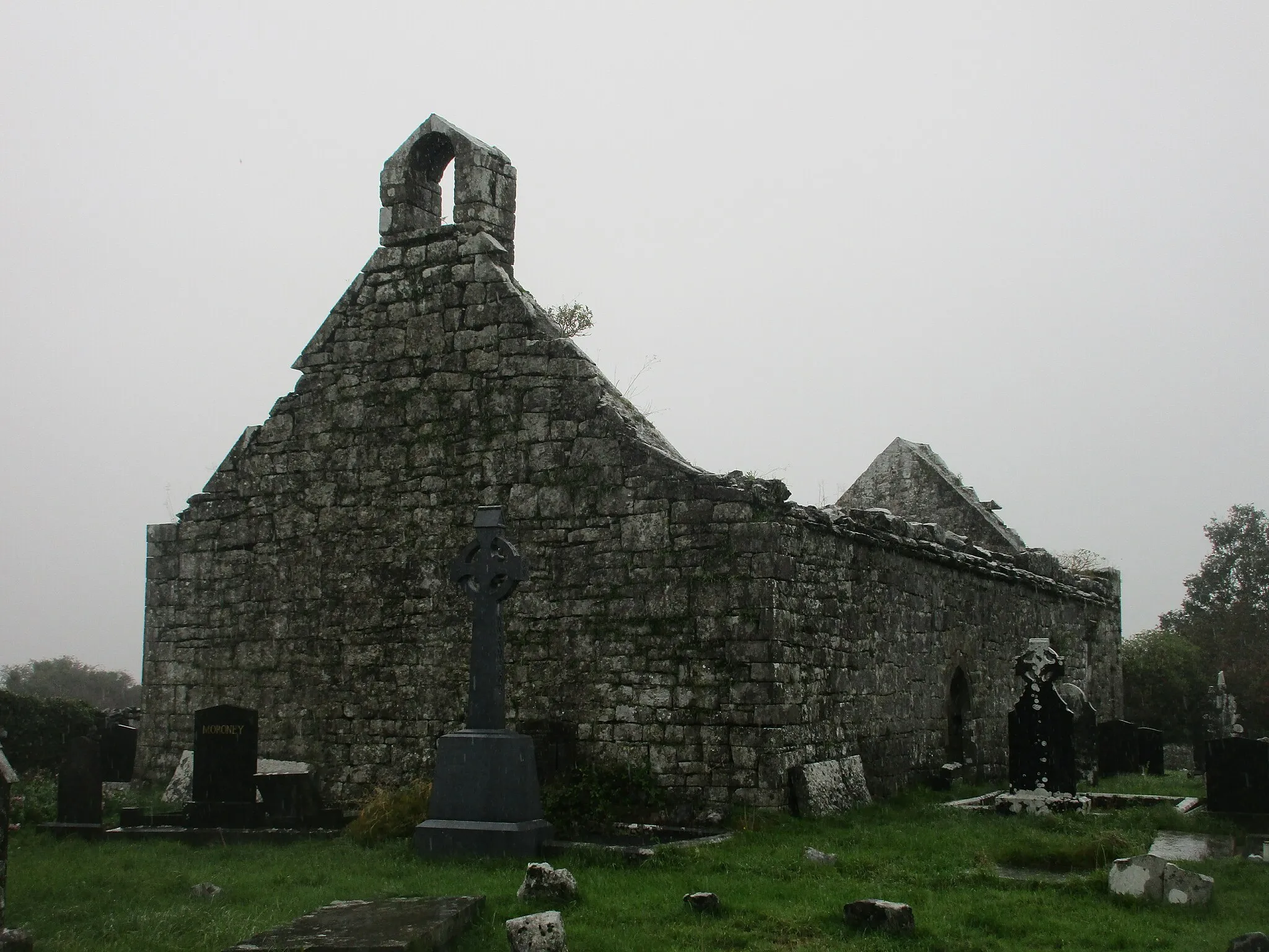 Photo showing: County Clare, Coad Church.