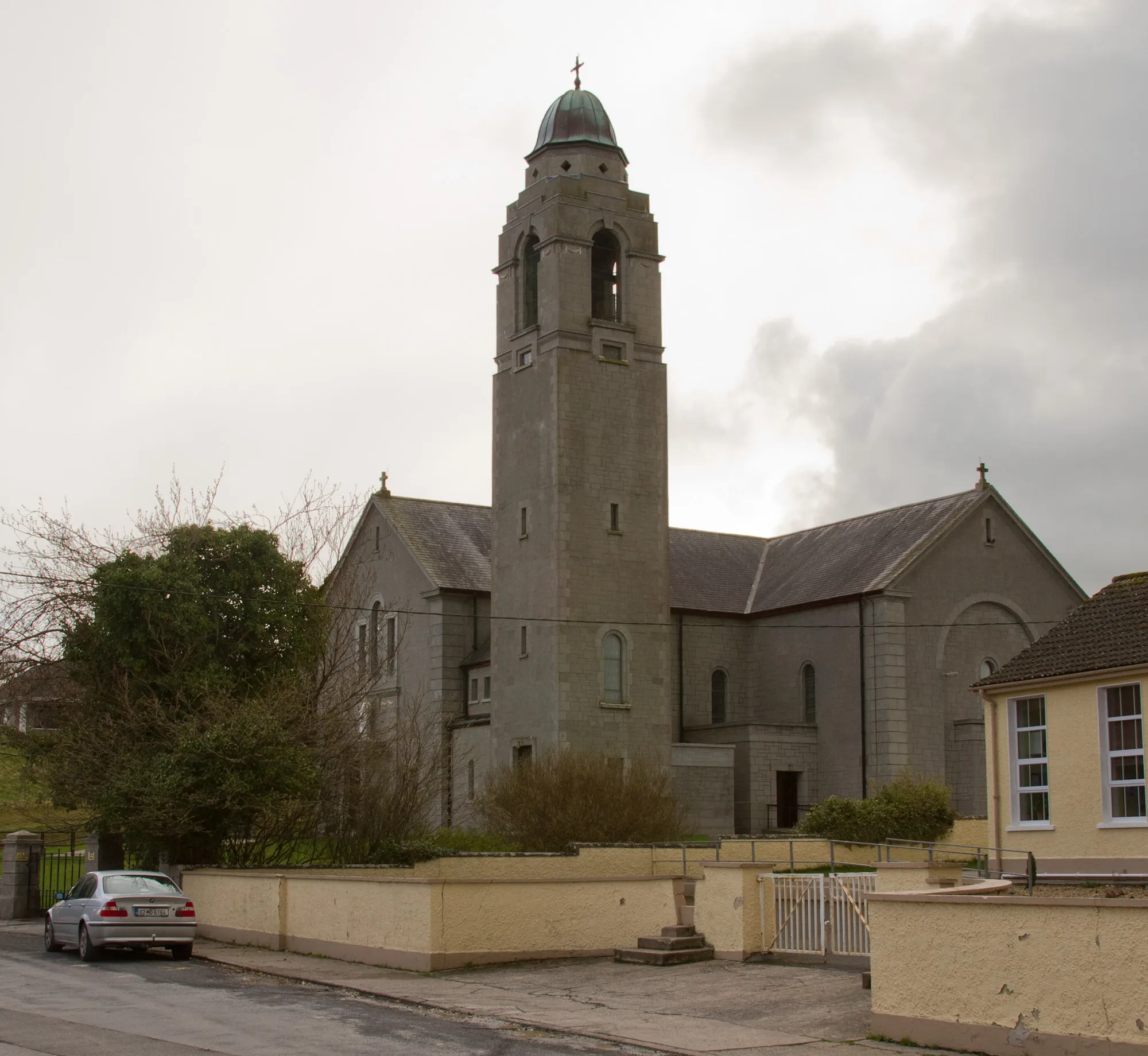 Photo showing: Riverstown

Riverstown catholic church.