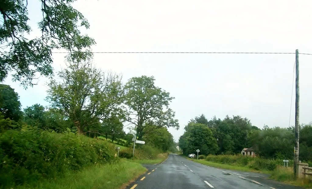 Photo showing: A minor crossroads on the R232 a mile or so east of Laghy