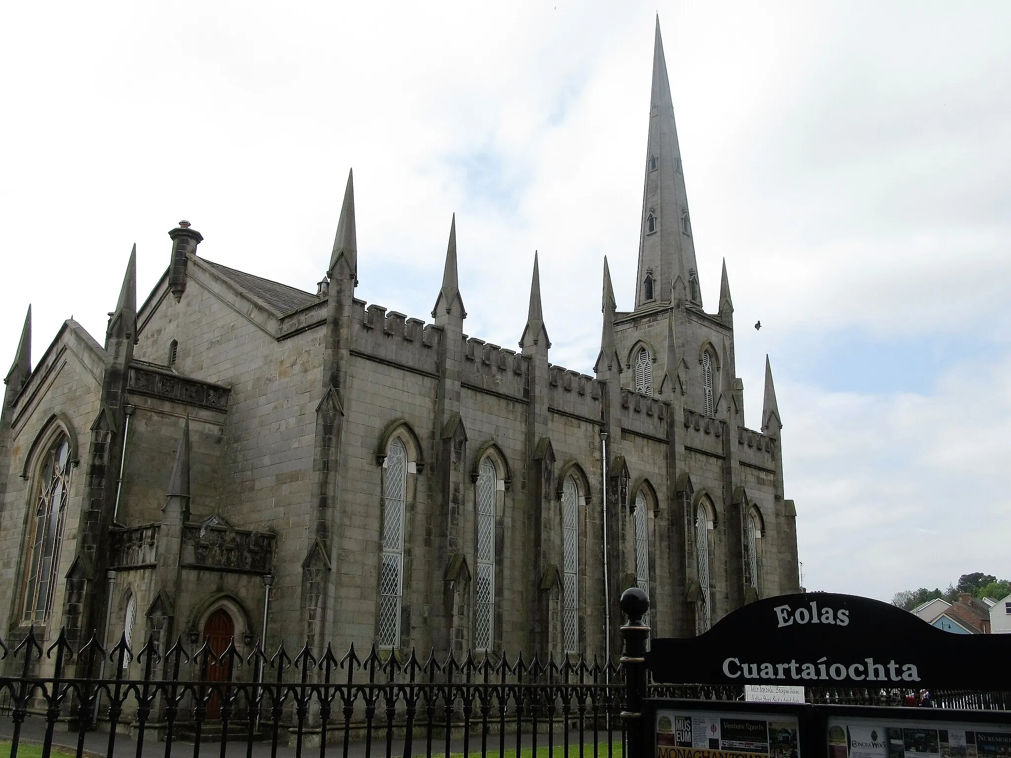 Photo showing: St Patrick's CoI Church, Monaghan