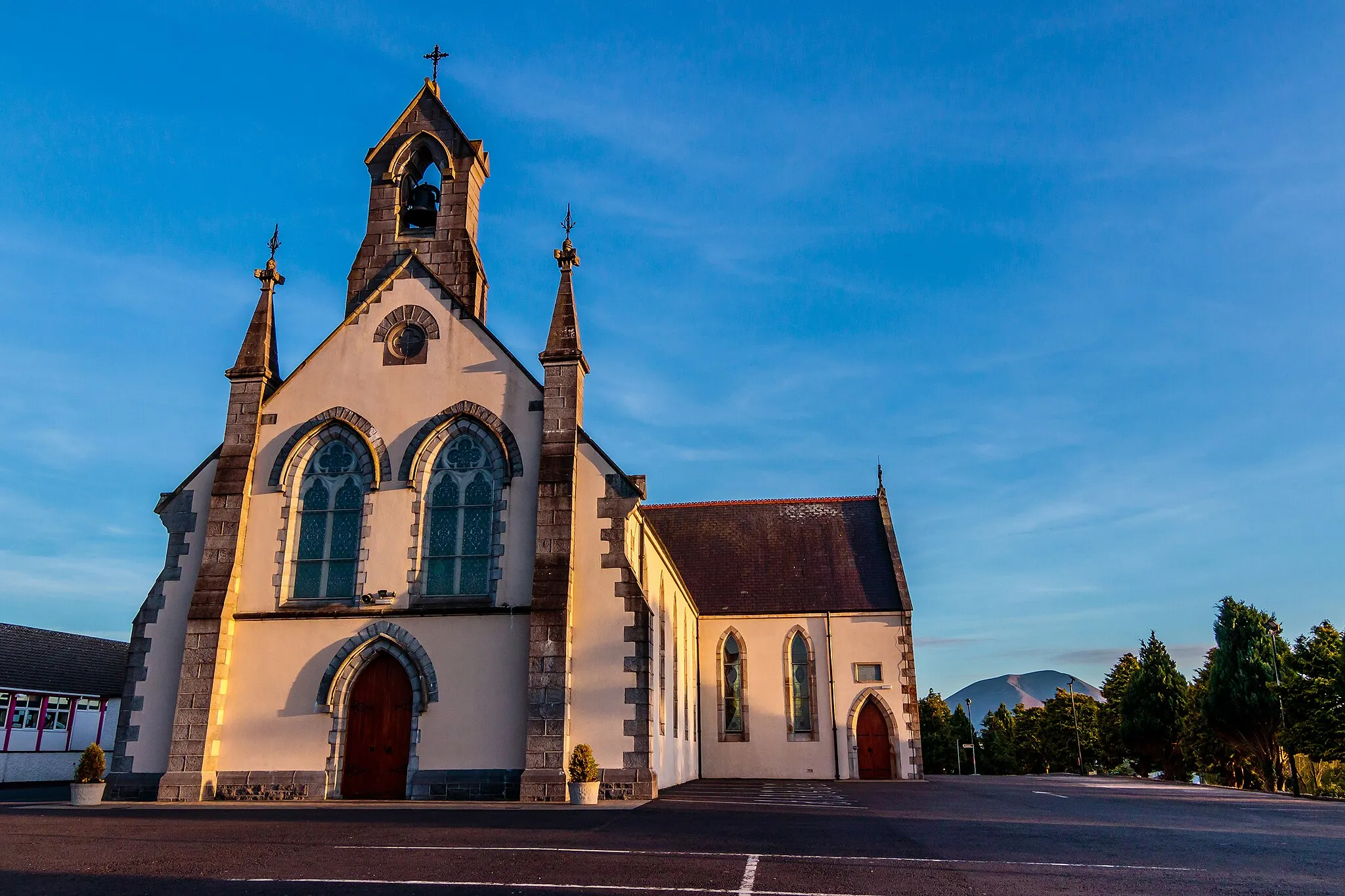 Photo showing: Saint Tiernan's Church,  Crossmolina, at sunset.
