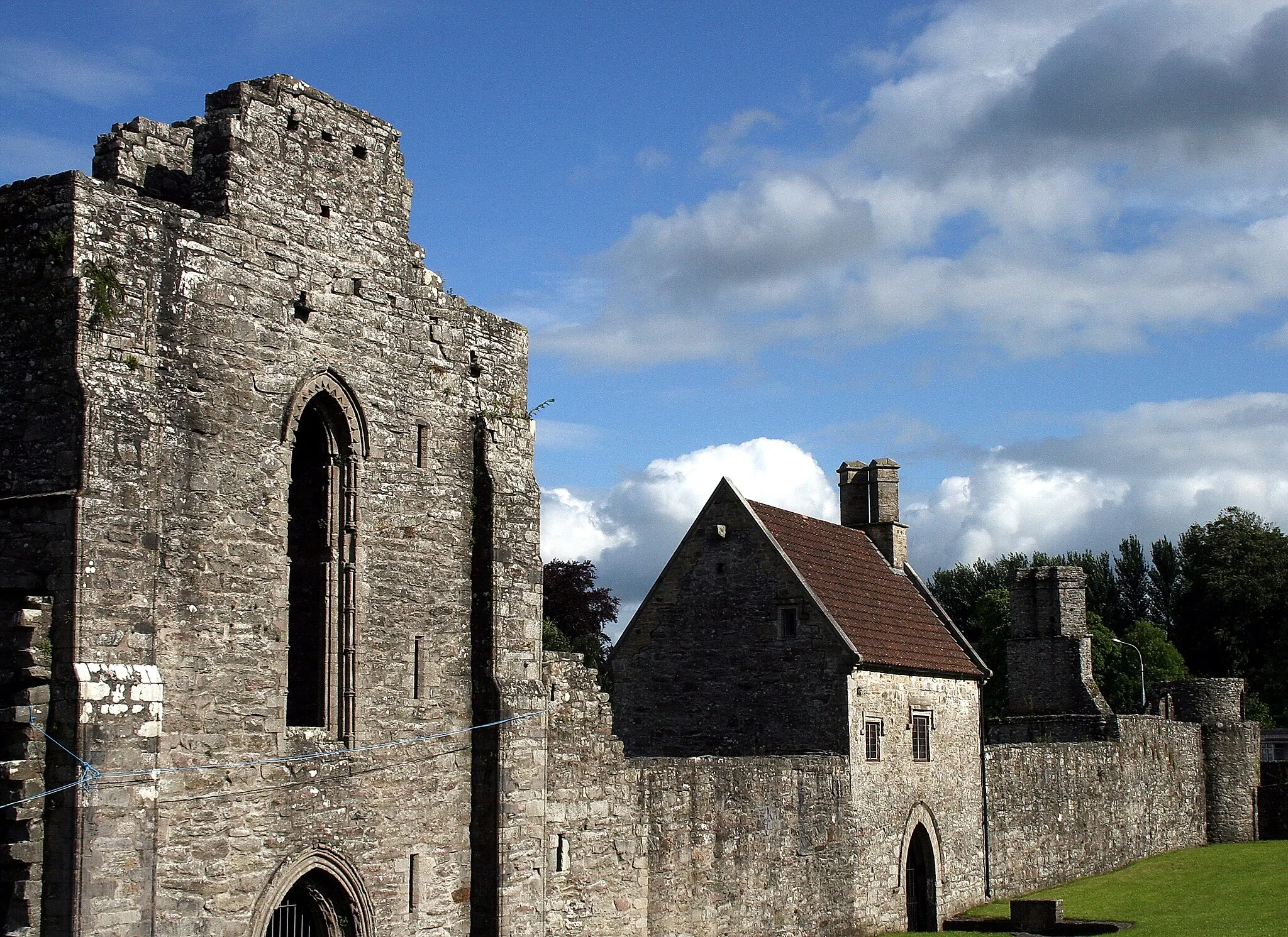 Photo showing: Boyle Abbey, Boyle, County Roscommon