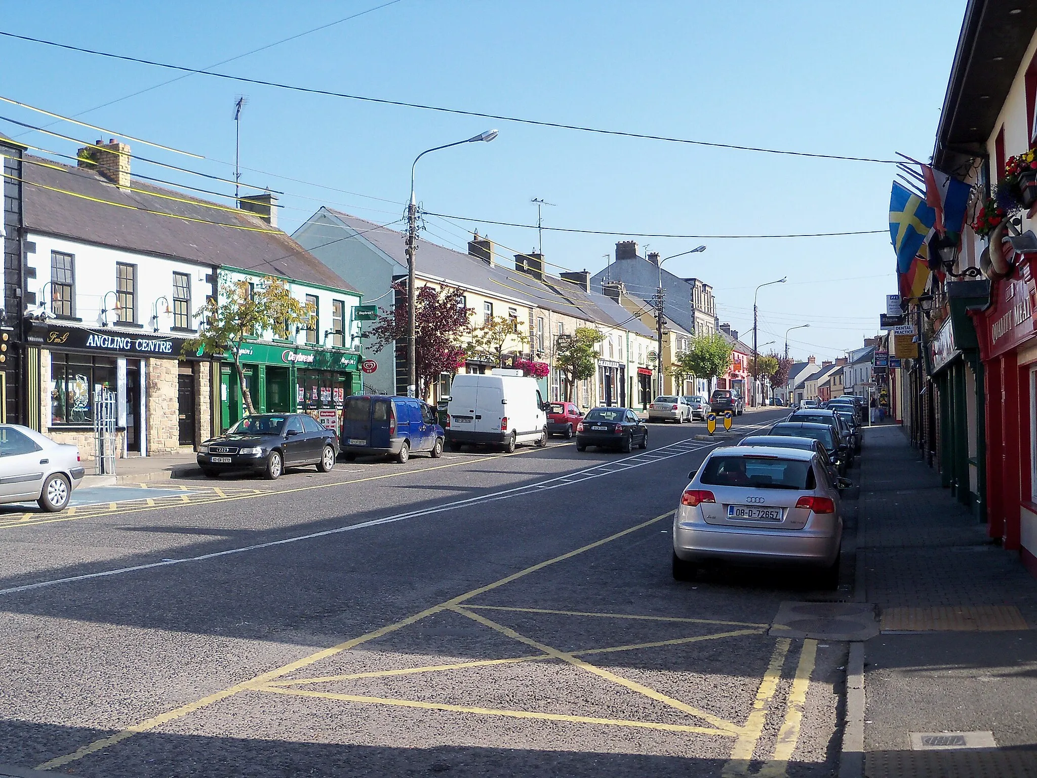 Photo showing: Main street, Ballyconnell, County Cavan (R205).