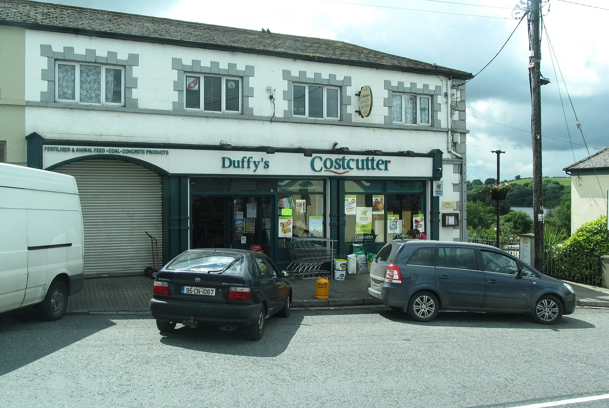 Photo showing: Duffy's Costcutter Store at Shercock