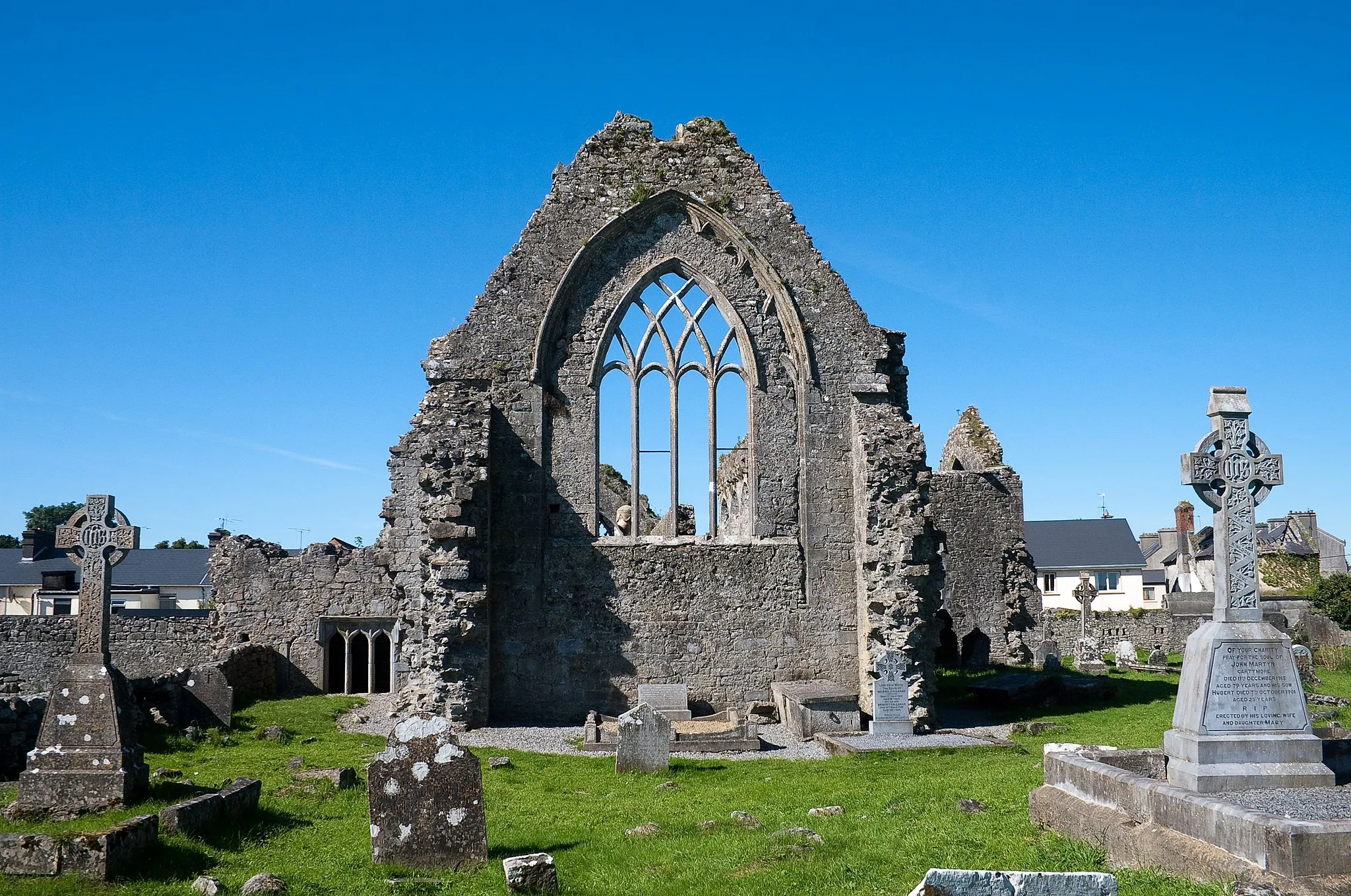 Photo showing: 14th-century east window of the Dominican Priory in Athenry, County Galway, Ireland.