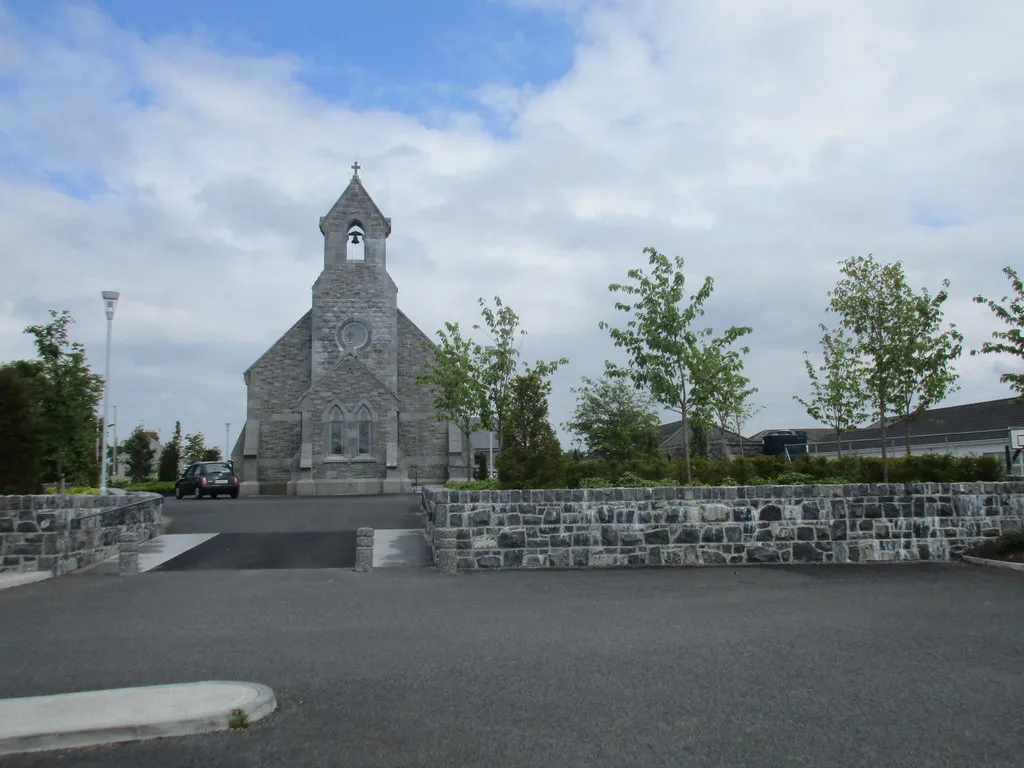 Photo showing: Church of Our Lady of Lourdes